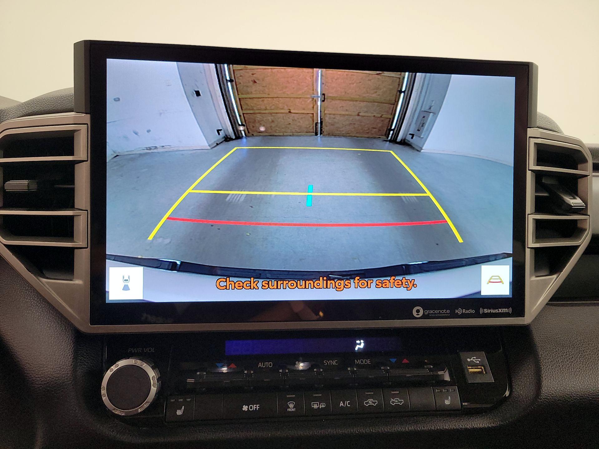 Thumbnail: 2022 Toyota Tundra - 14