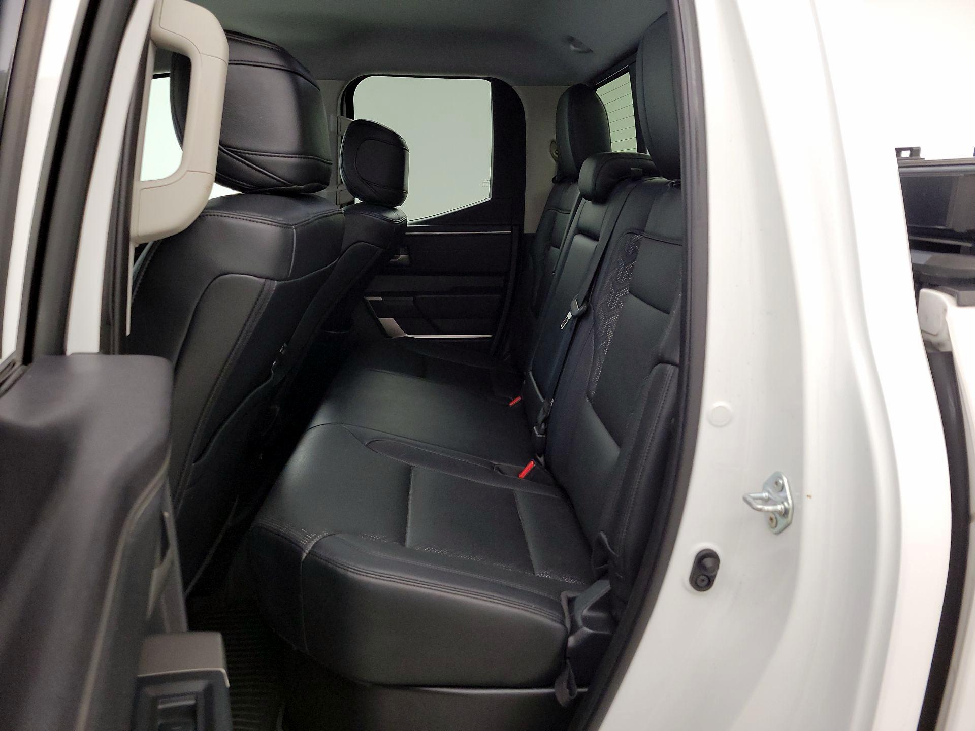 Thumbnail: 2022 Toyota Tundra - 19