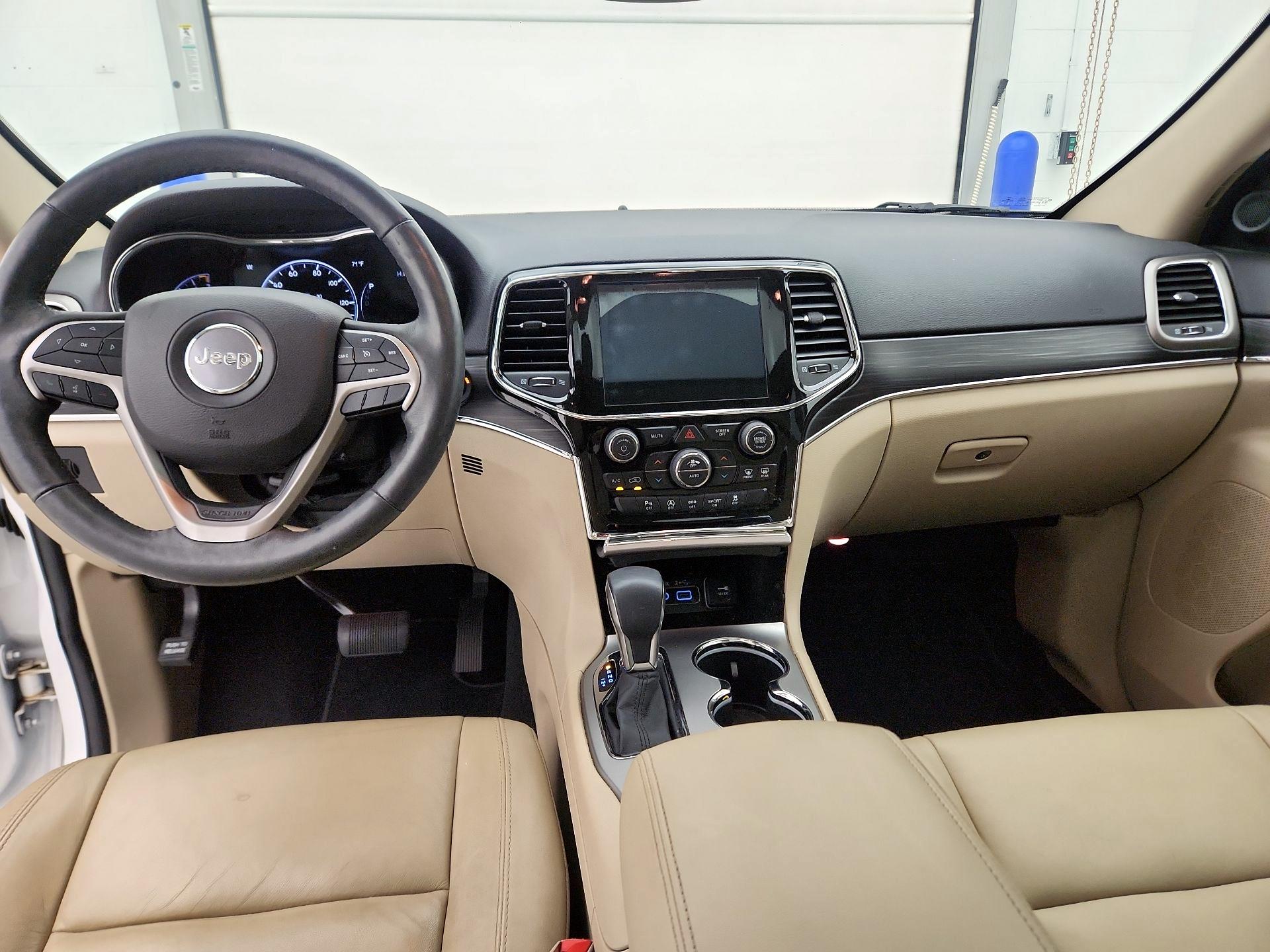 Thumbnail: 2019 Jeep Grand Cherokee - 9