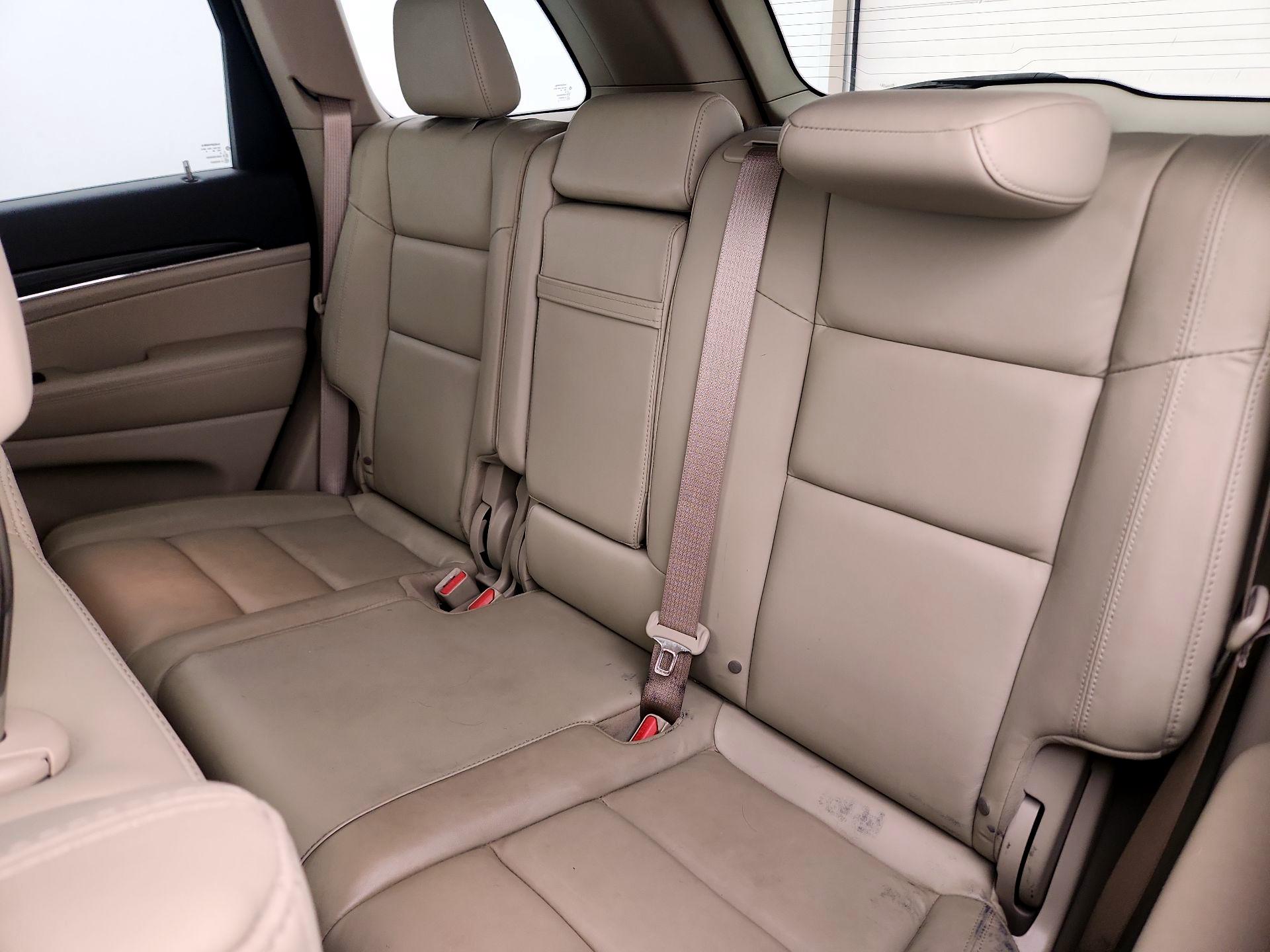 Thumbnail: 2019 Jeep Grand Cherokee - 20