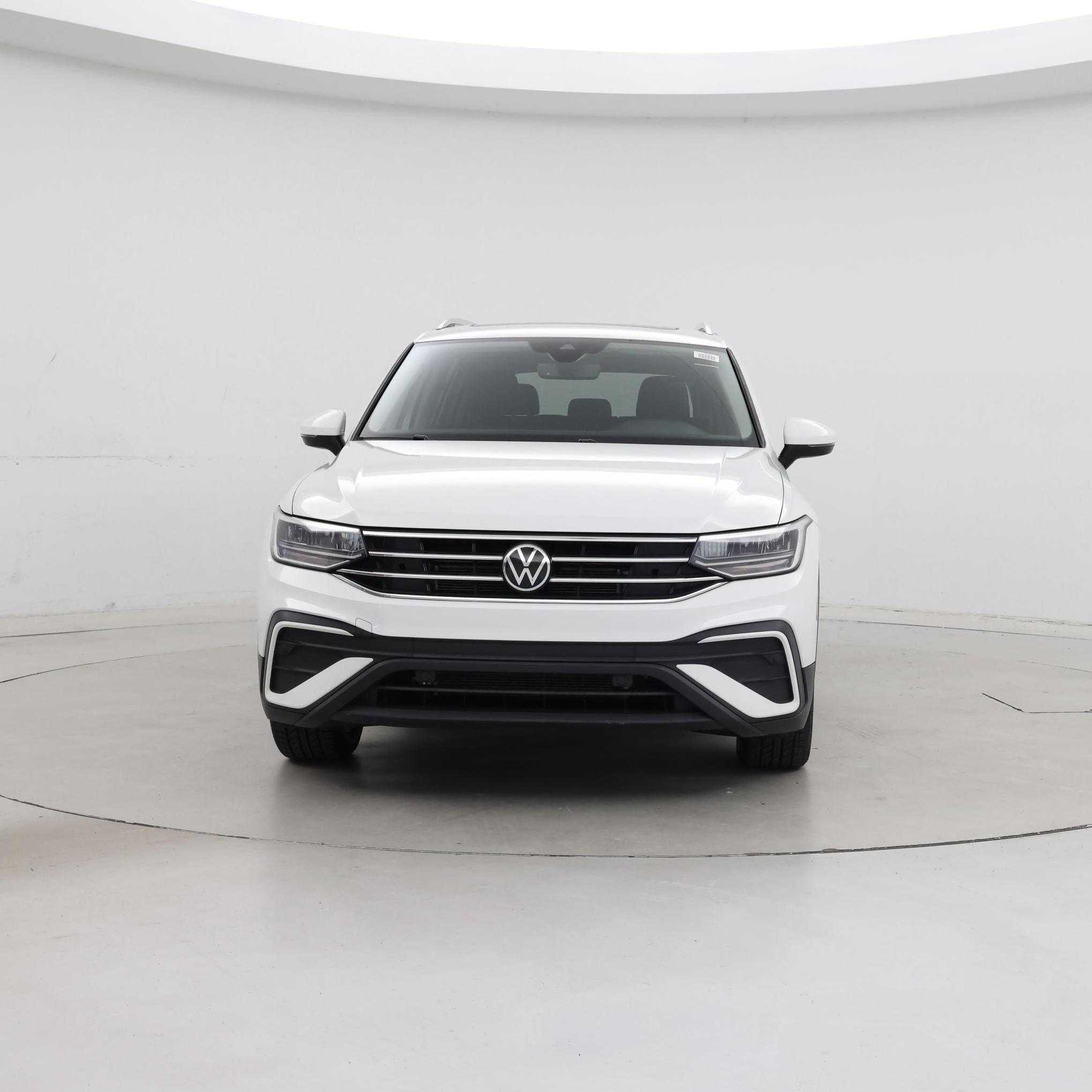 Thumbnail: 2022 Volkswagen Tiguan - 5