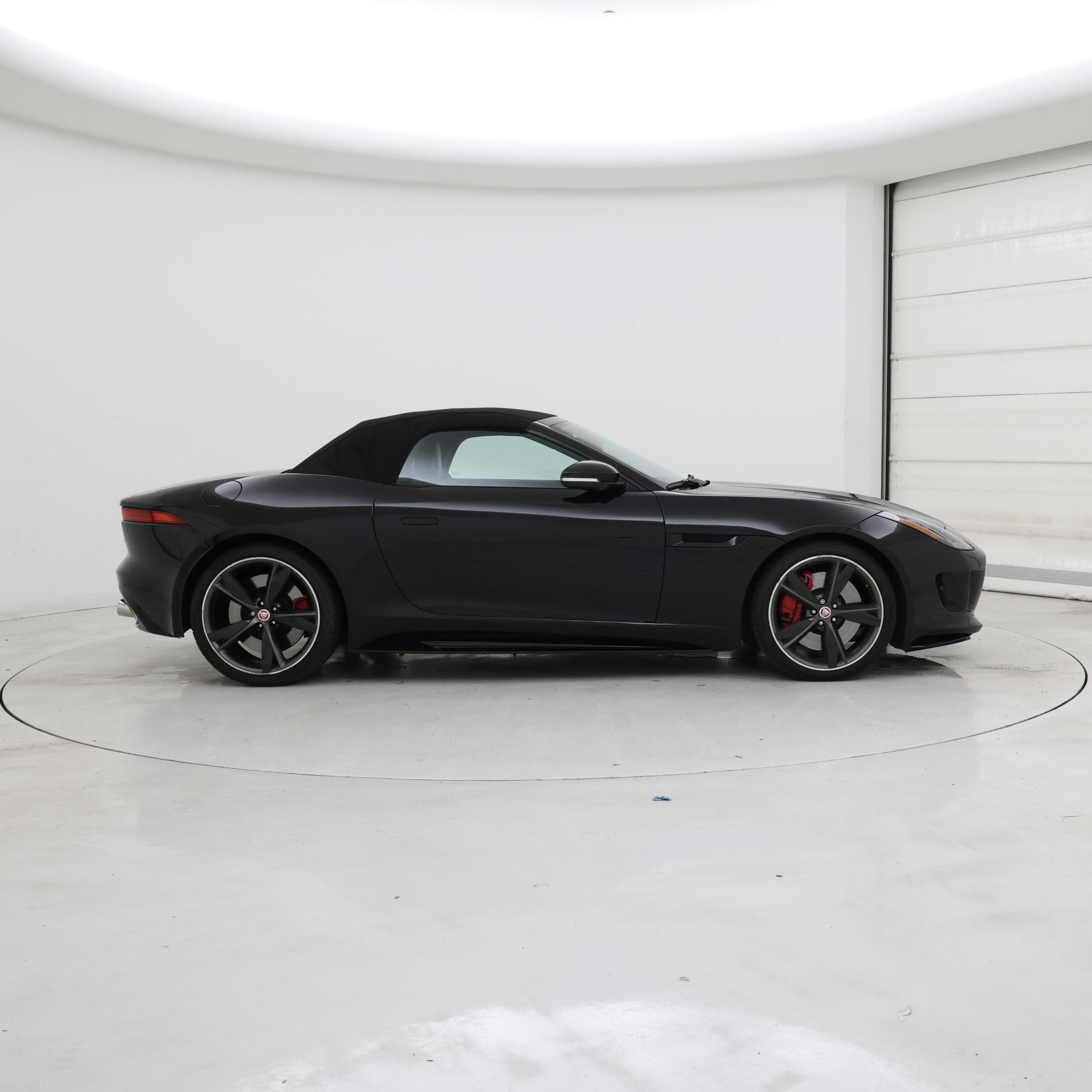 Thumbnail: 2016 Jaguar F-Type - 7