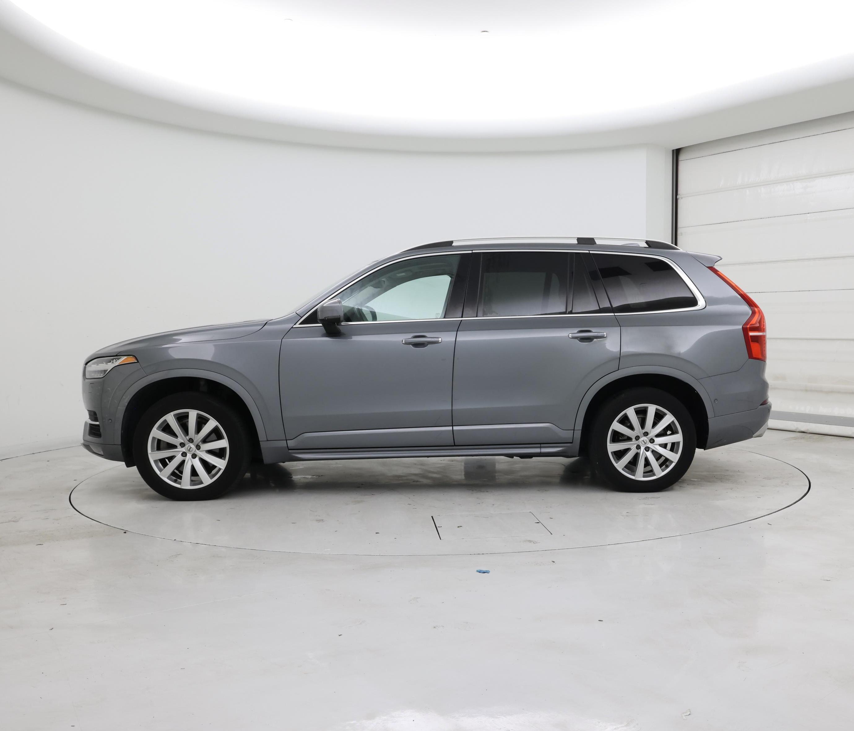 Thumbnail: 2017 Volvo XC90 - 3