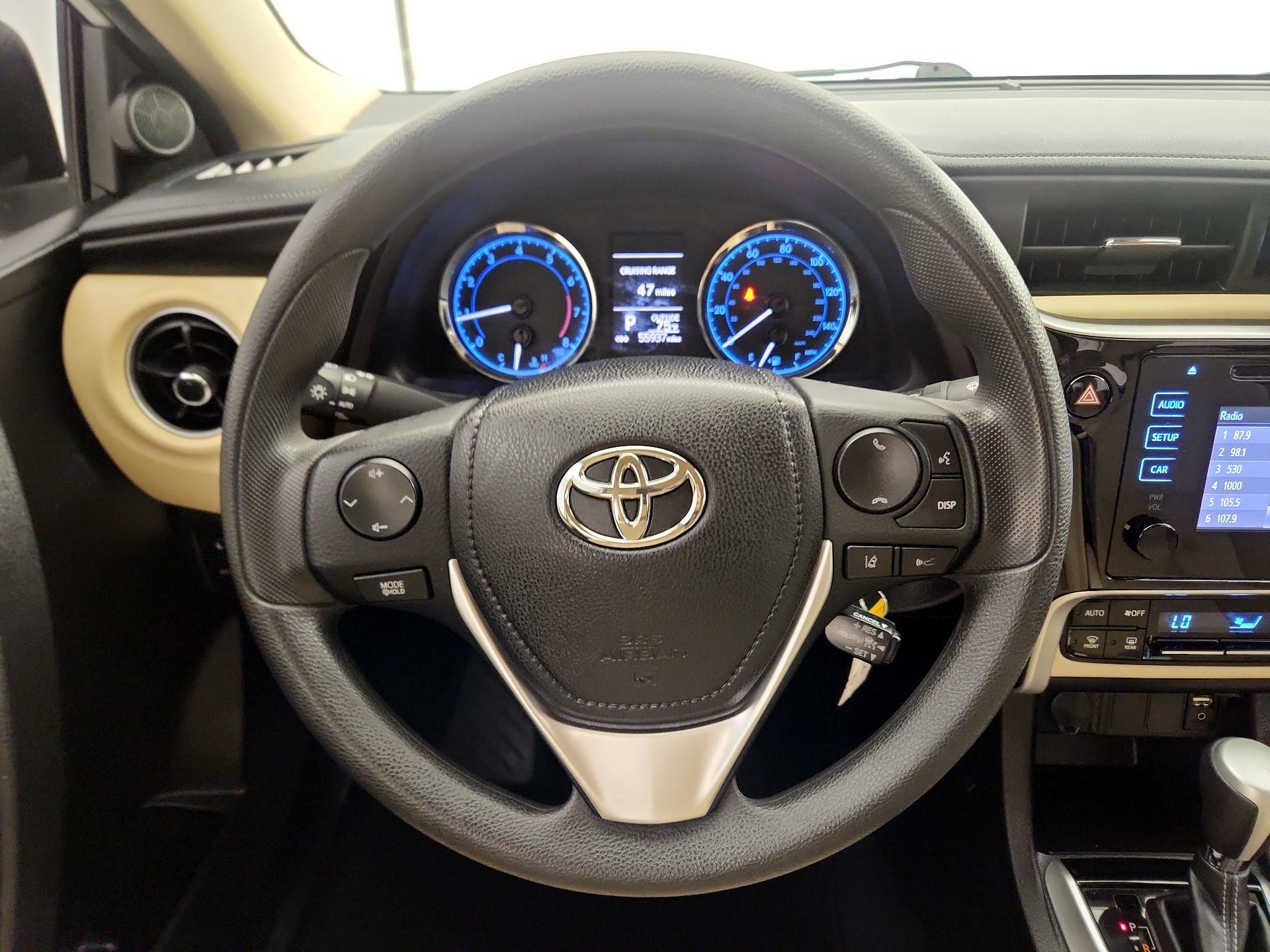 Thumbnail: 2018 Toyota Corolla - 10