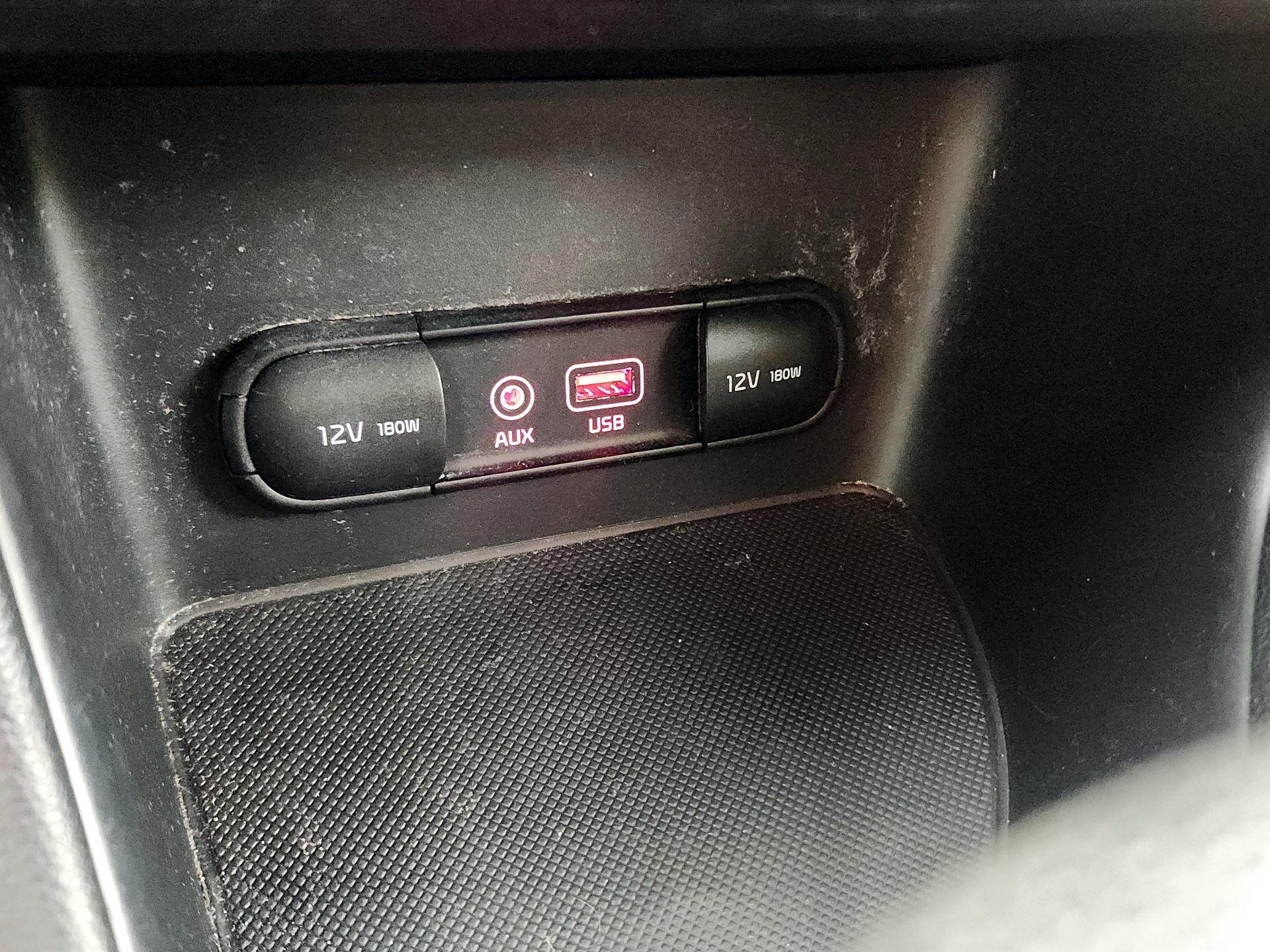 Thumbnail: 2018 Kia Sportage - 18