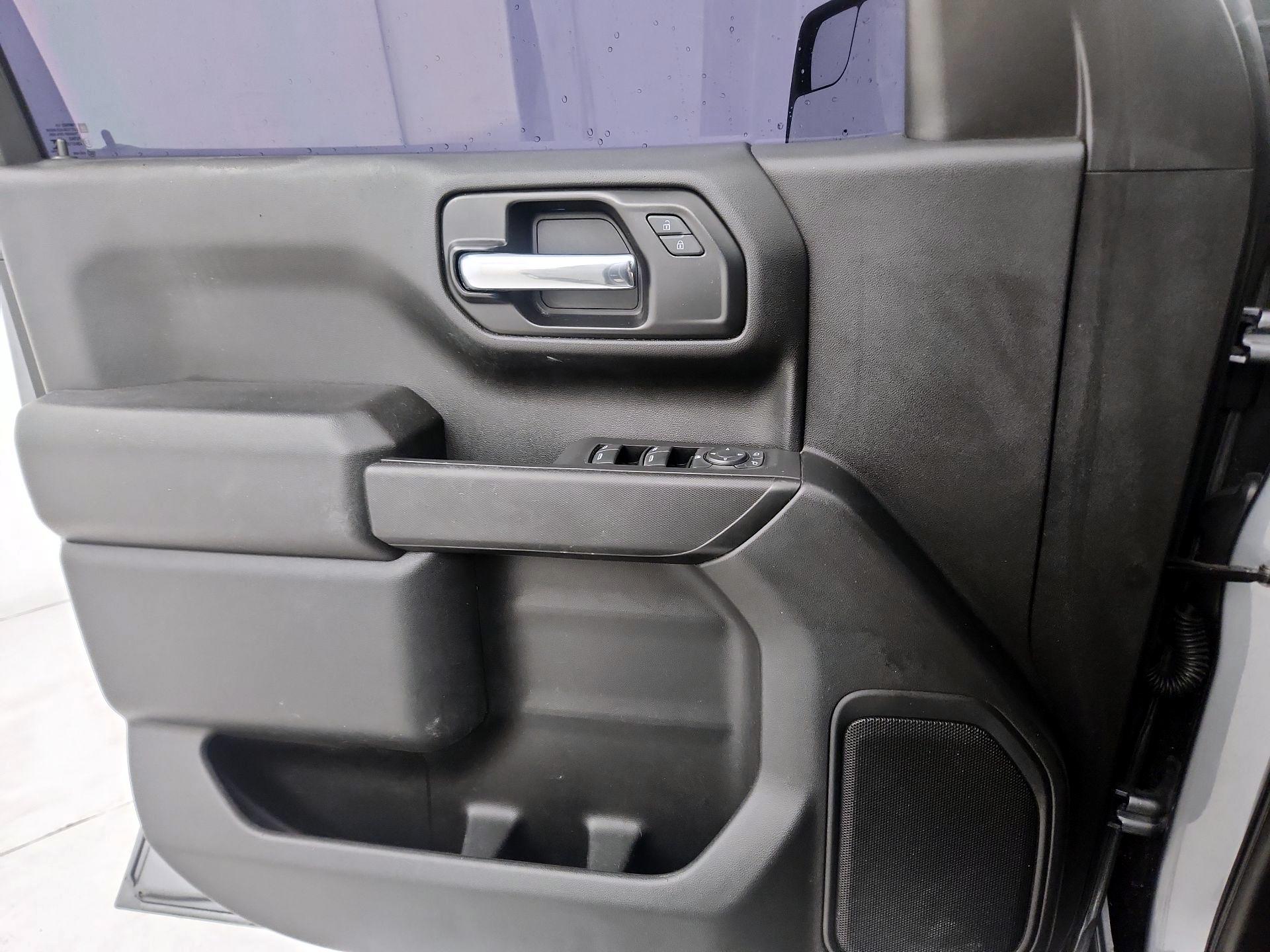 Thumbnail: 2021 Chevrolet Silverado 1500 - 12