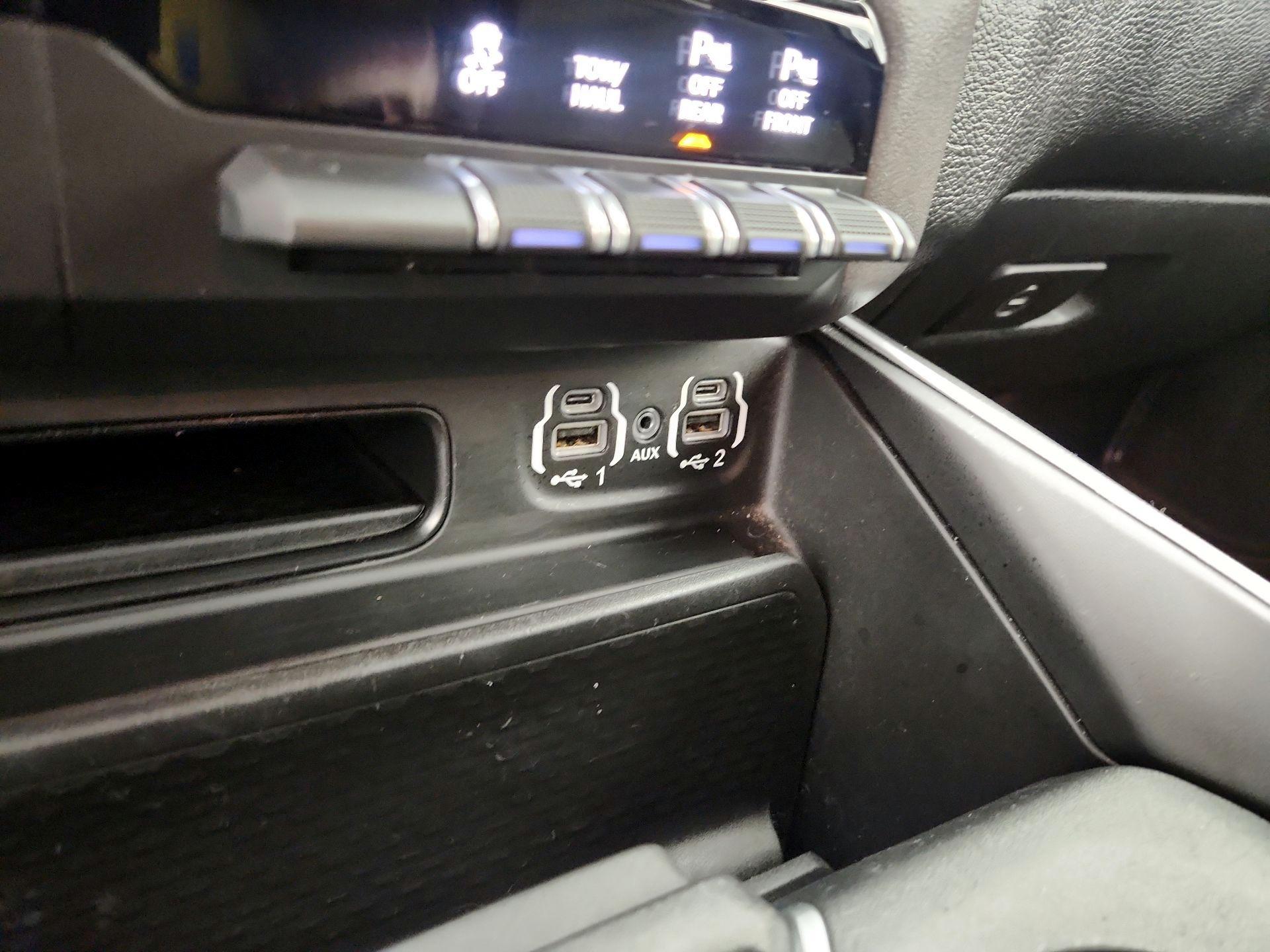 Thumbnail: 2021 RAM 1500 - 18