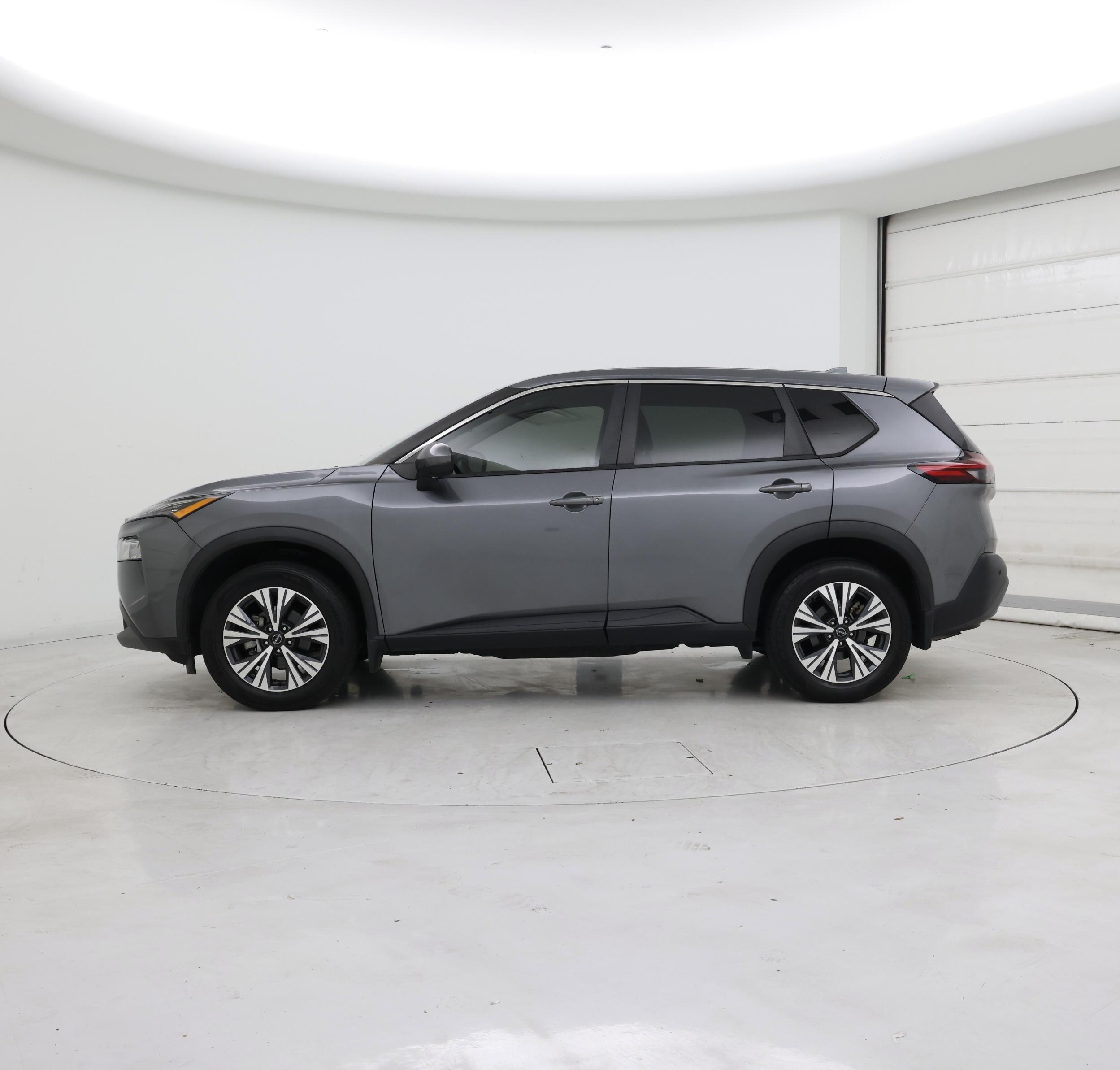 Thumbnail: 2022 Nissan Rogue - 3