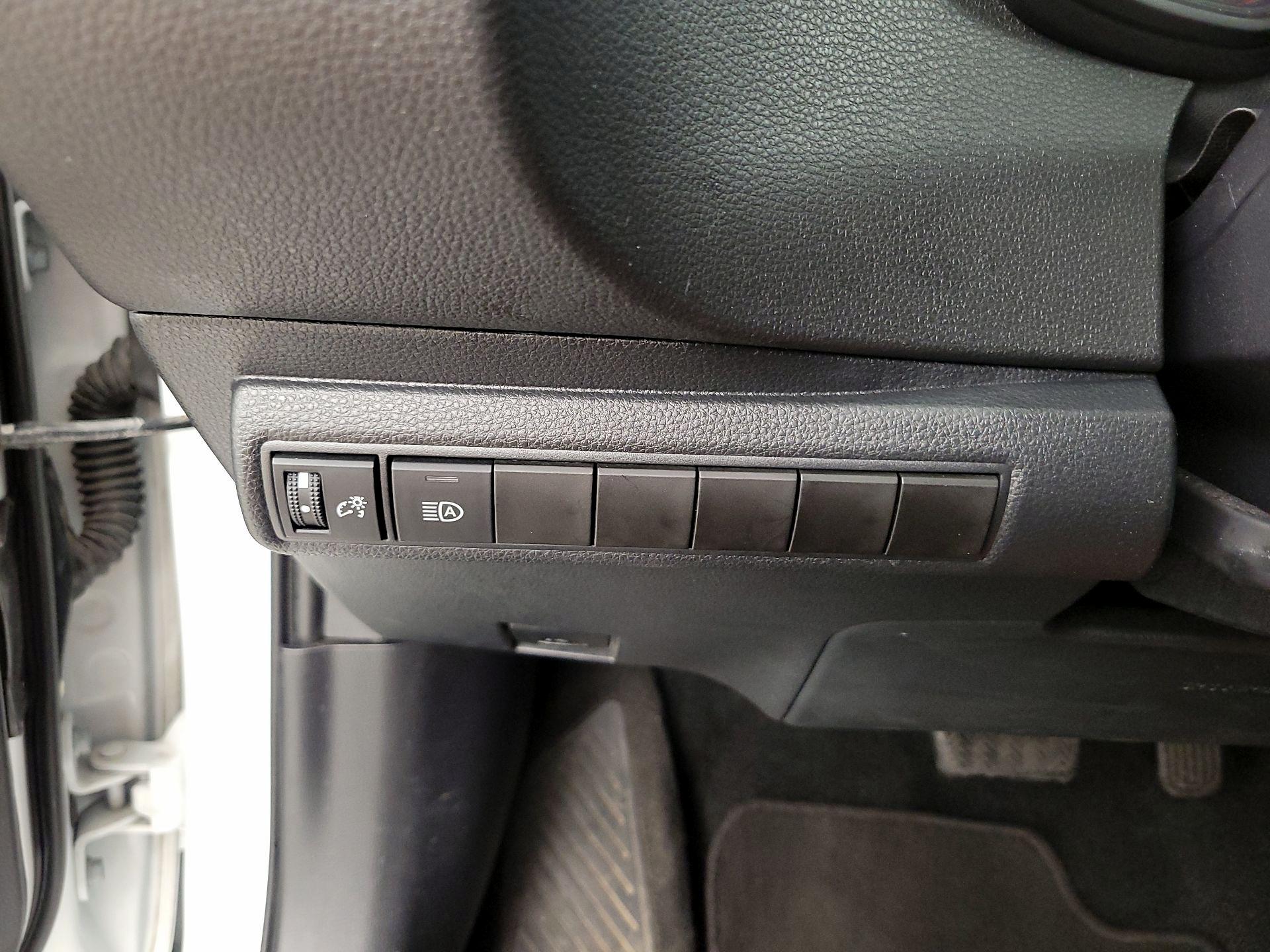 Thumbnail: 2022 Toyota Corolla - 13