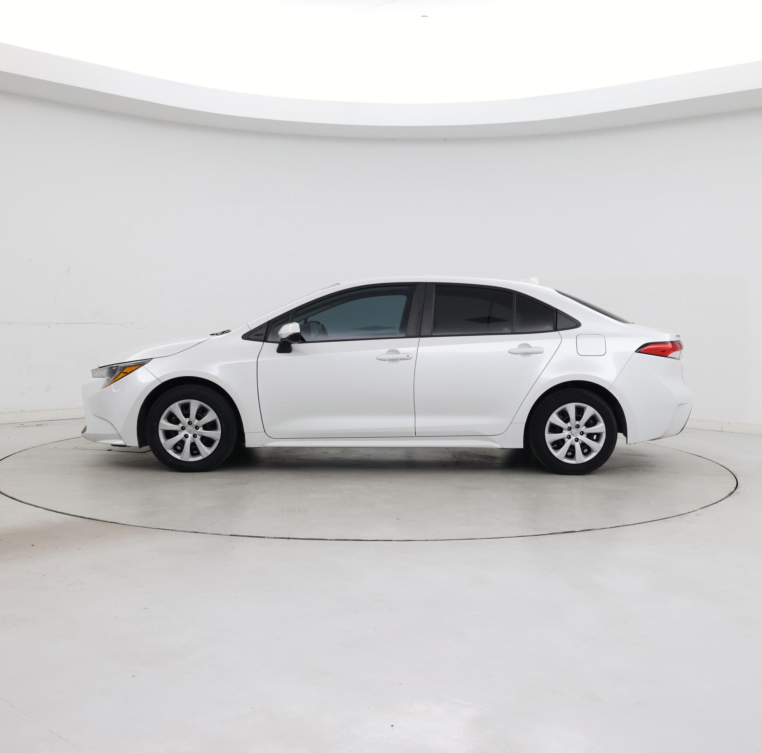 Thumbnail: 2022 Toyota Corolla - 3