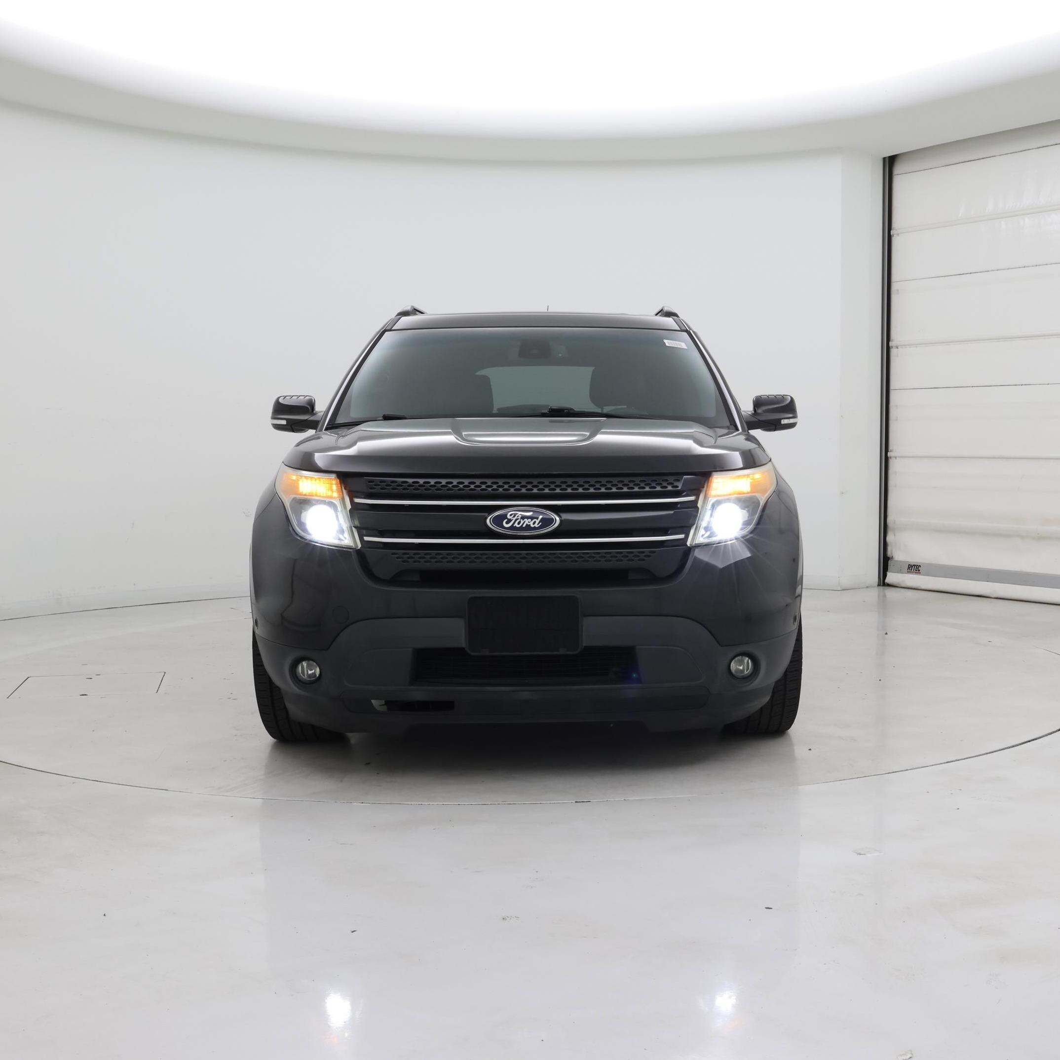 Thumbnail: 2015 Ford Explorer - 5