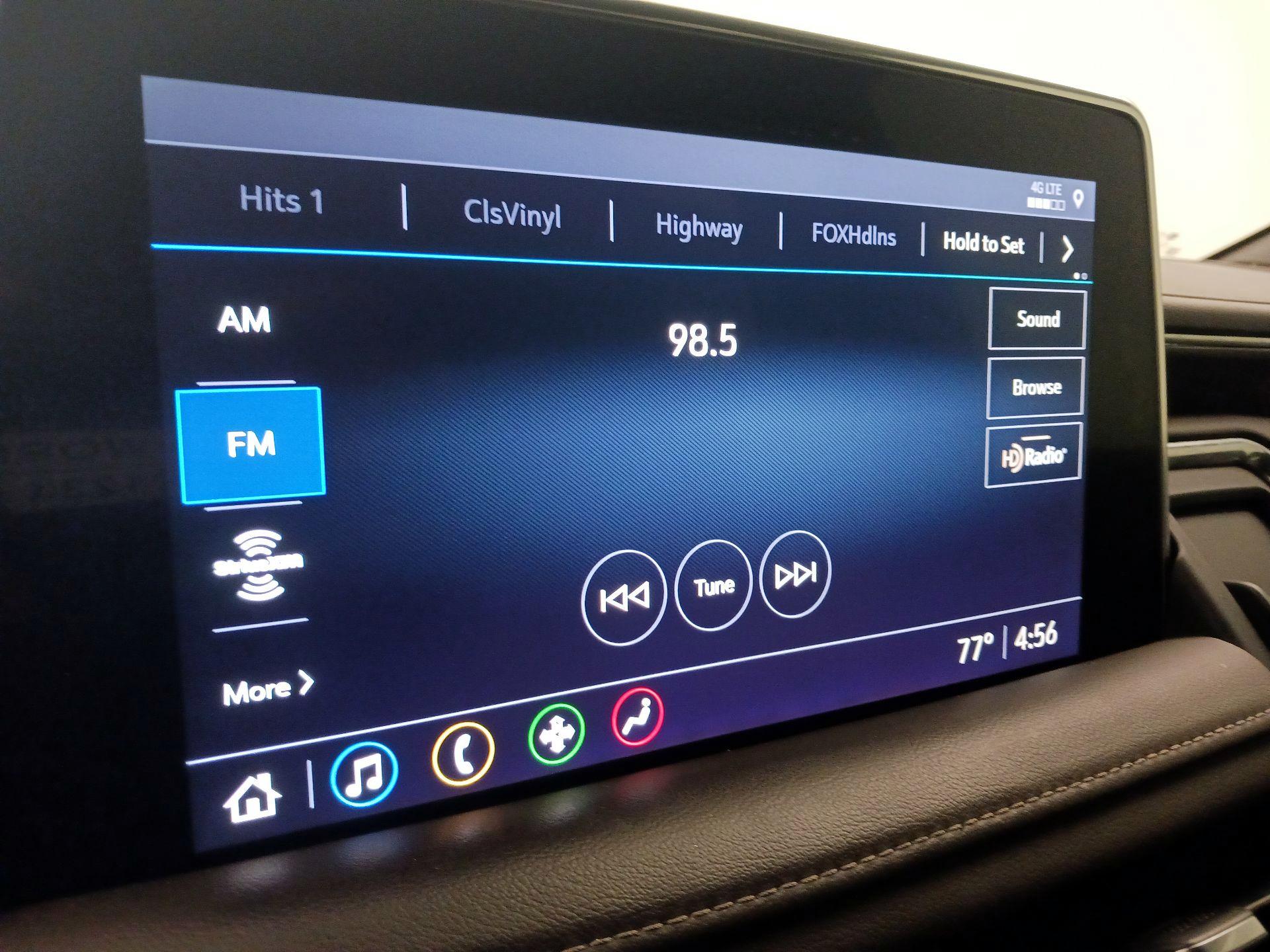Thumbnail: 2021 Chevrolet Suburban - 15