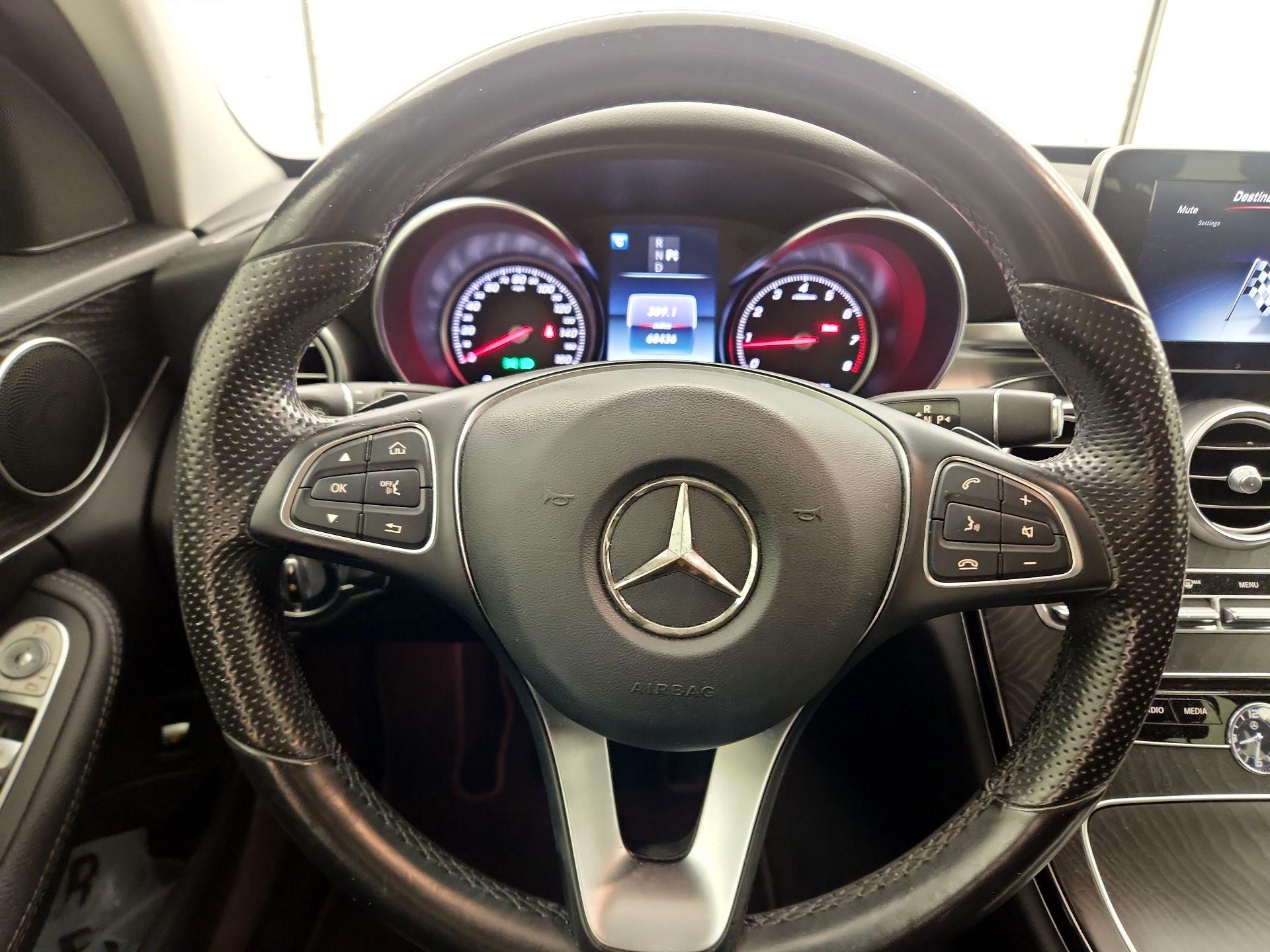 Thumbnail: 2017 Mercedes-Benz C-Class - 10