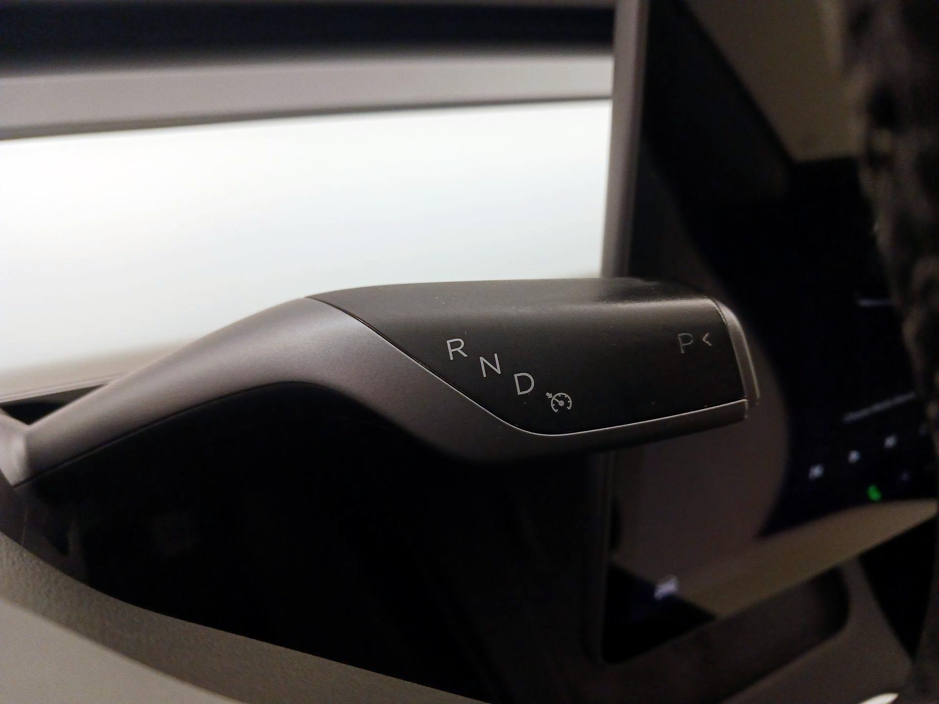 Thumbnail: 2022 Tesla Model 3 - 17