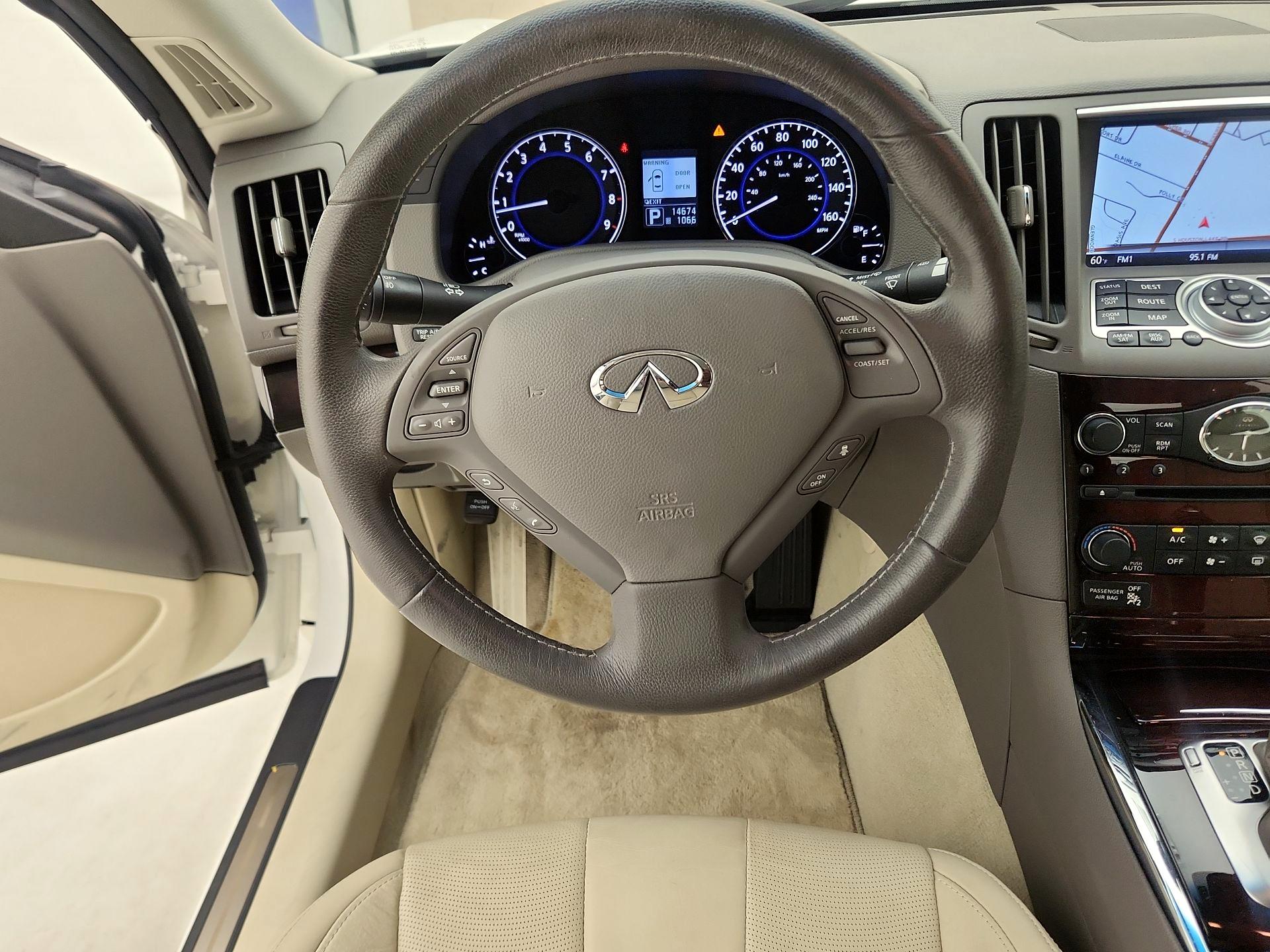 Thumbnail: 2014 INFINITI Q60 - 10