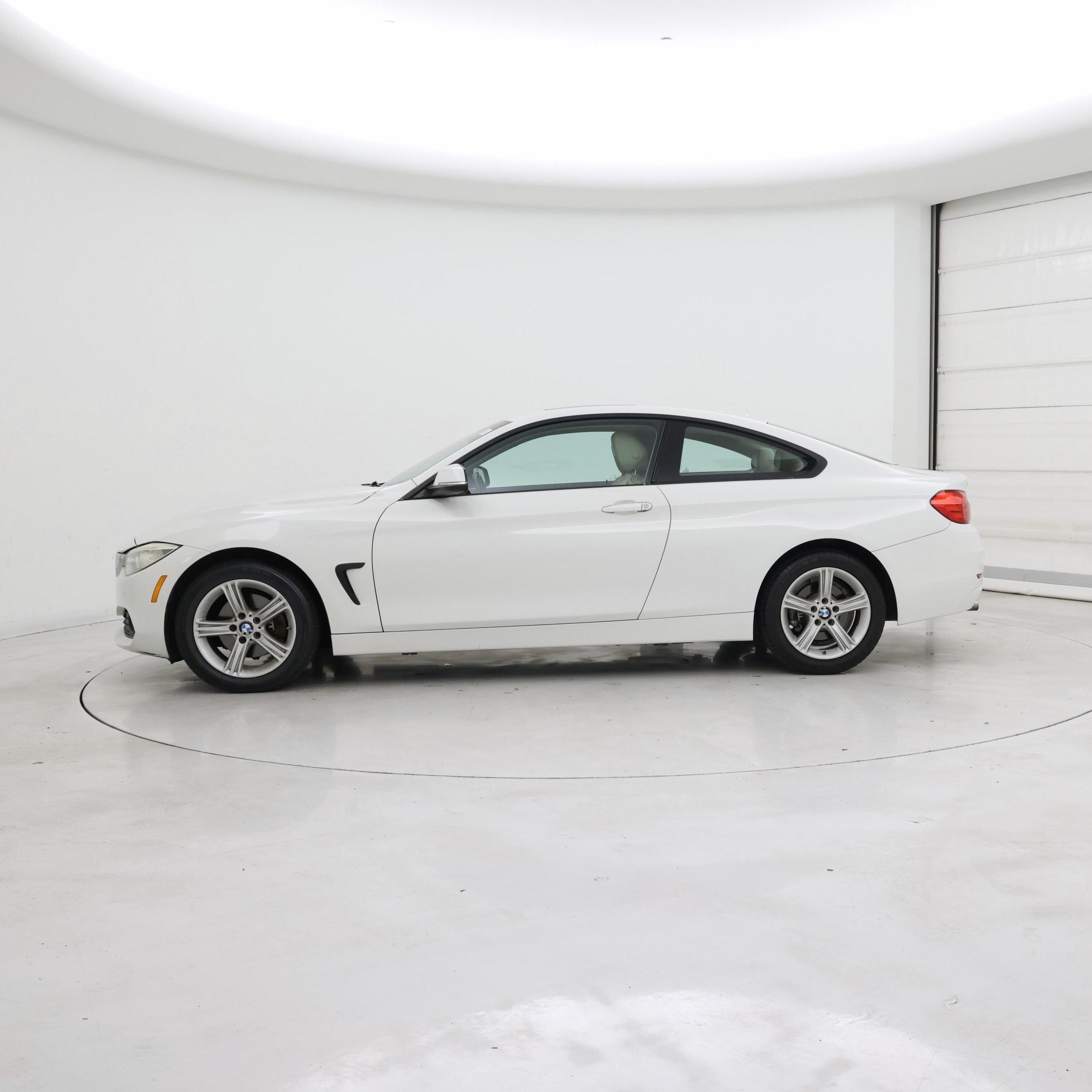 Thumbnail: 2015 BMW 4 Series - 3