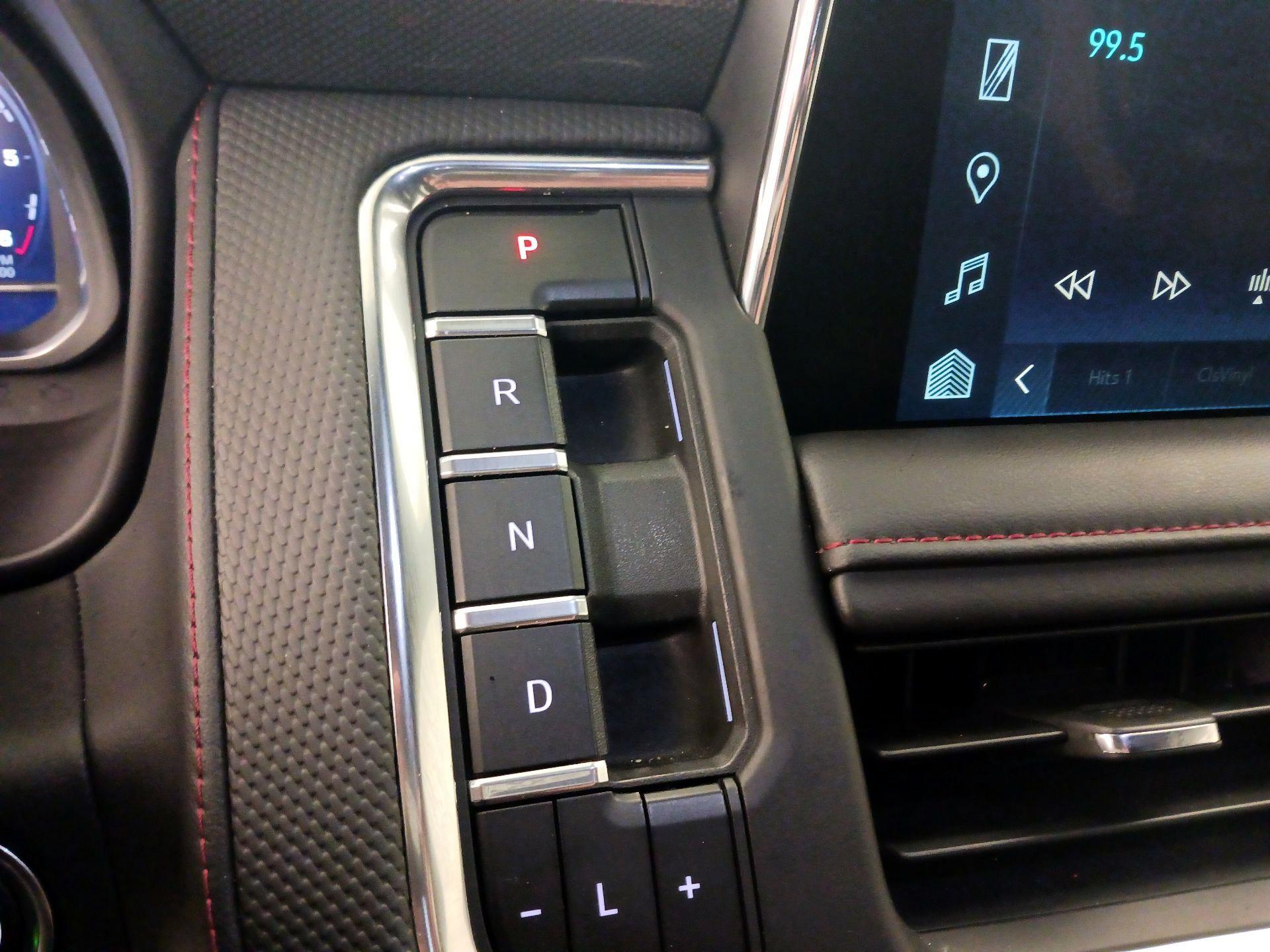 Thumbnail: 2024 Chevrolet Suburban - 17