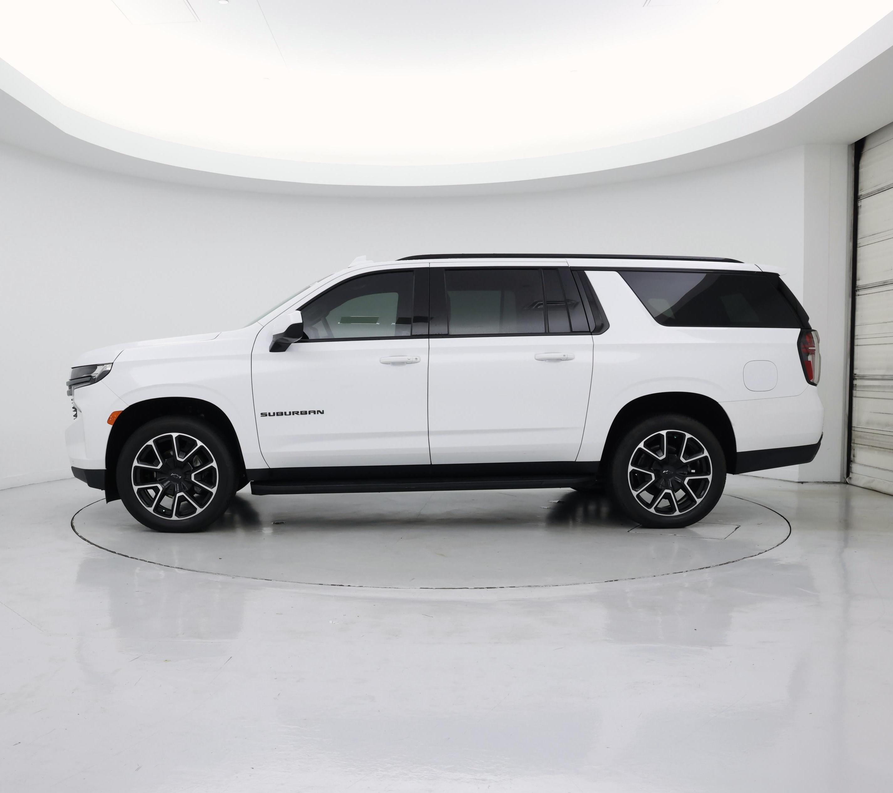 Thumbnail: 2024 Chevrolet Suburban - 3