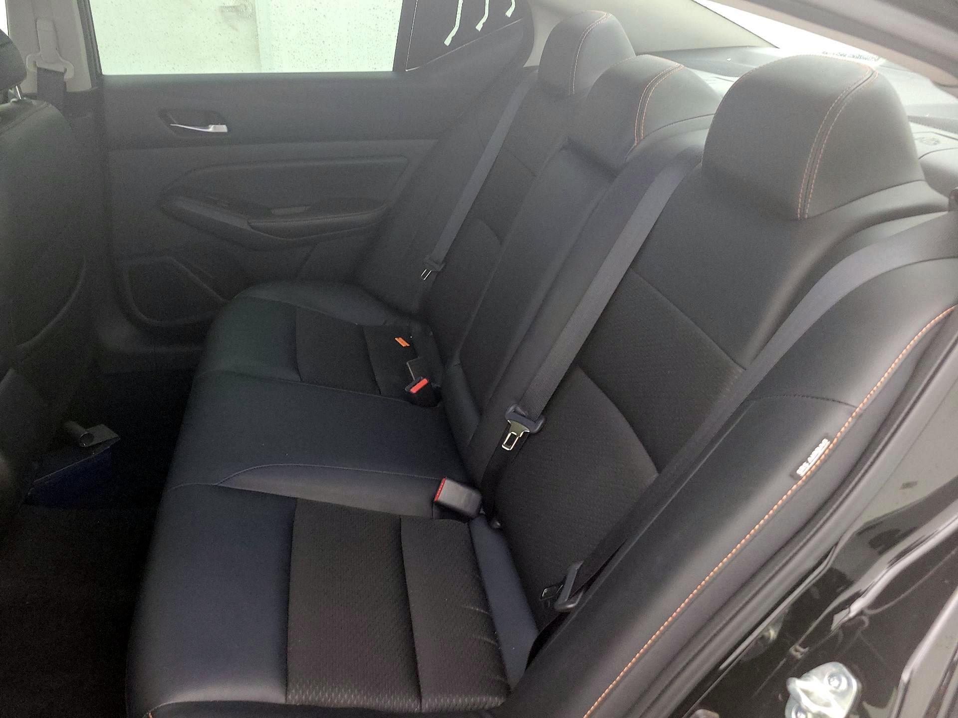 Thumbnail: 2019 Nissan Altima - 20