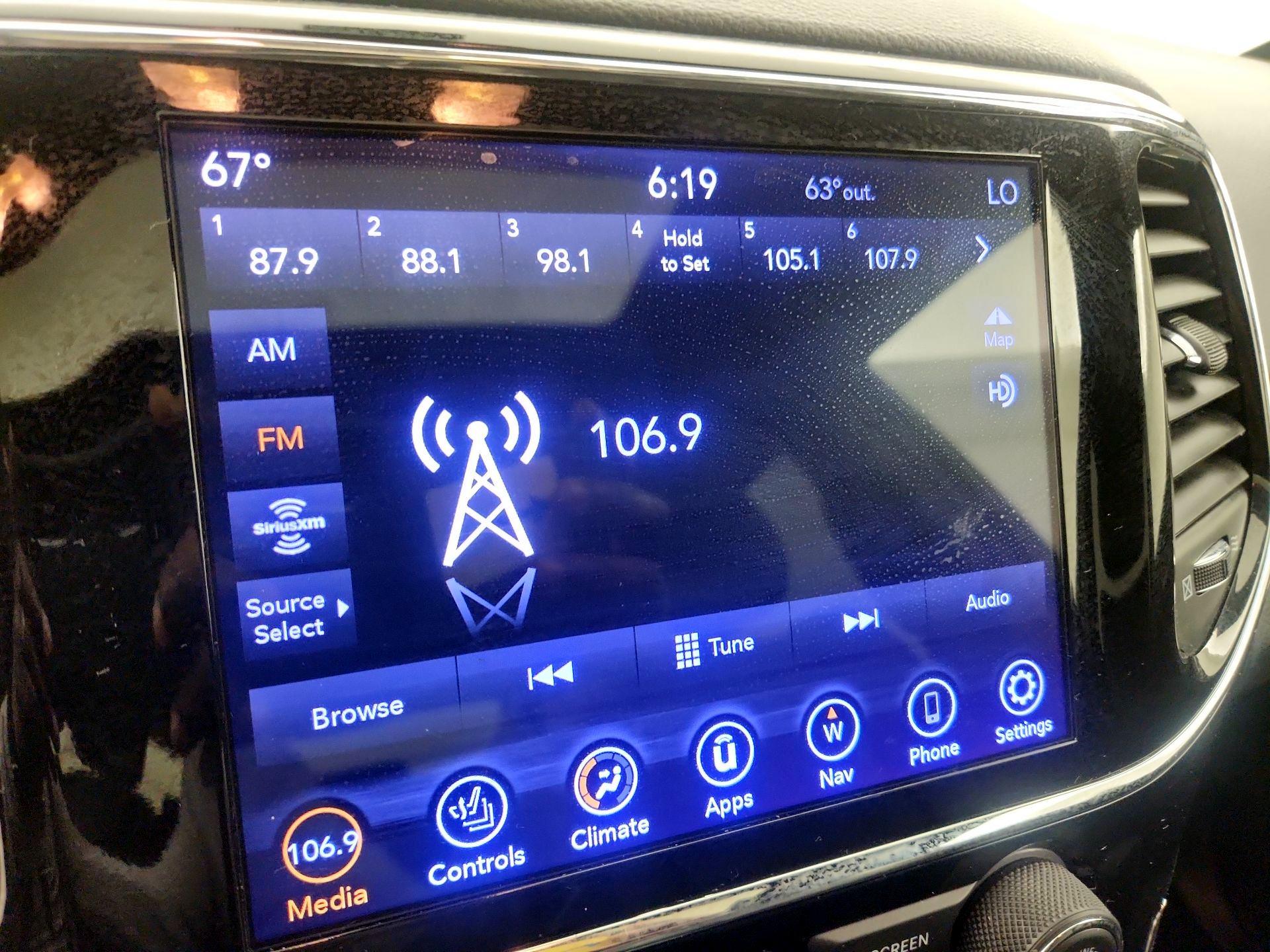 Thumbnail: 2021 Jeep Grand Cherokee - 16