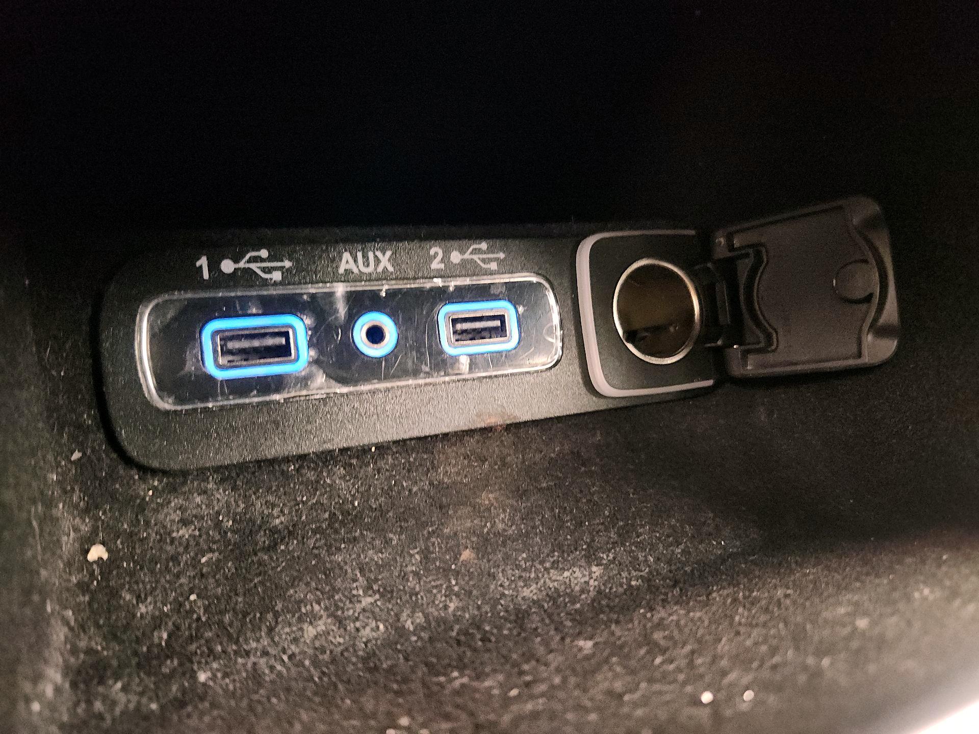 Thumbnail: 2021 Jeep Grand Cherokee - 19