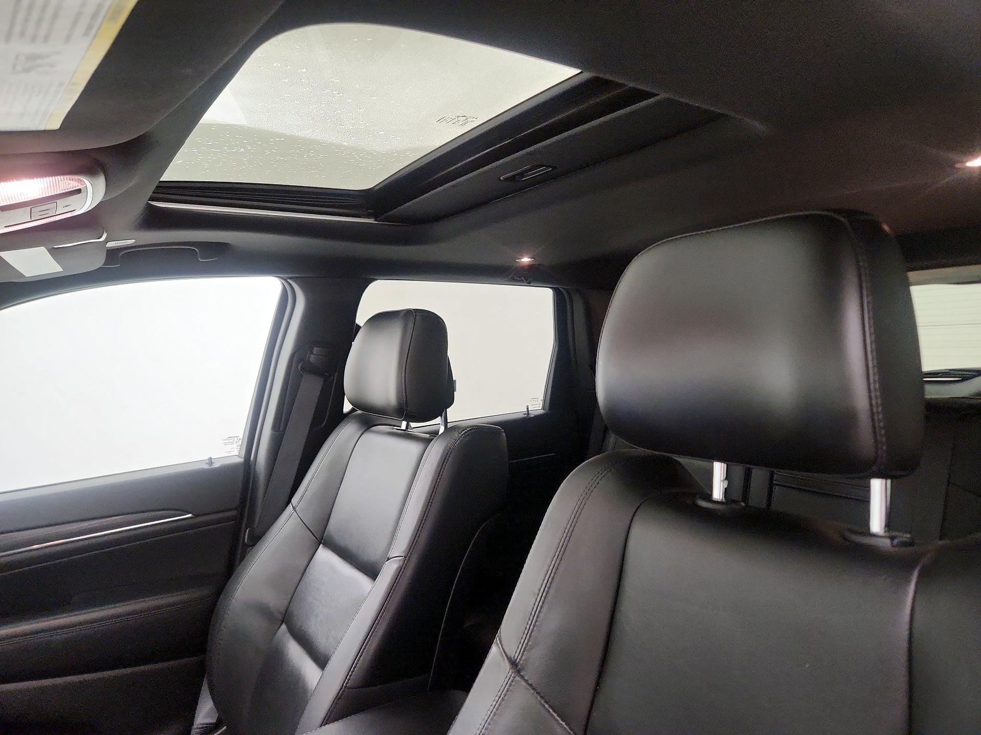 Thumbnail: 2021 Jeep Grand Cherokee - 20