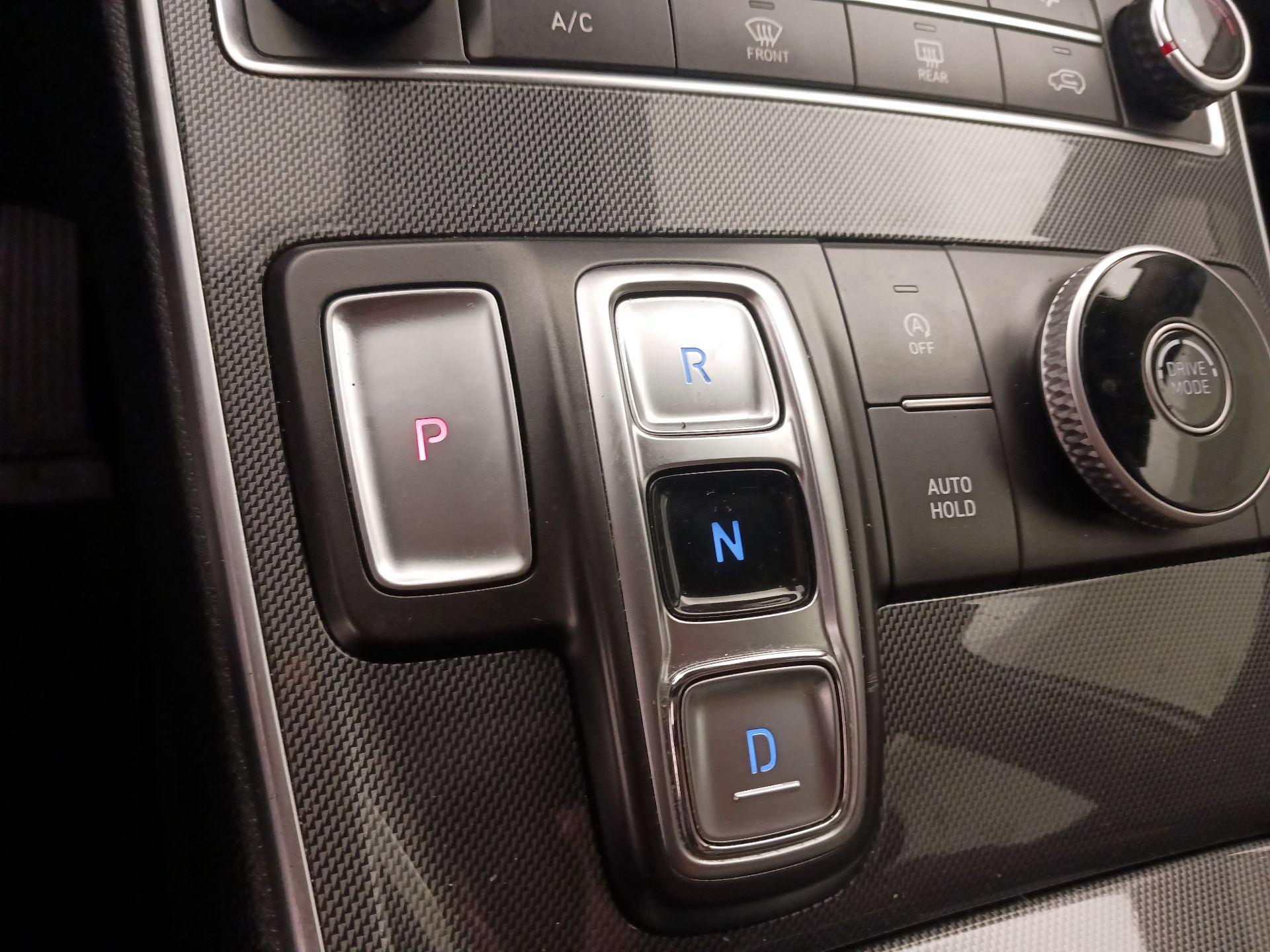 Thumbnail: 2021 Hyundai Santa Fe - 17