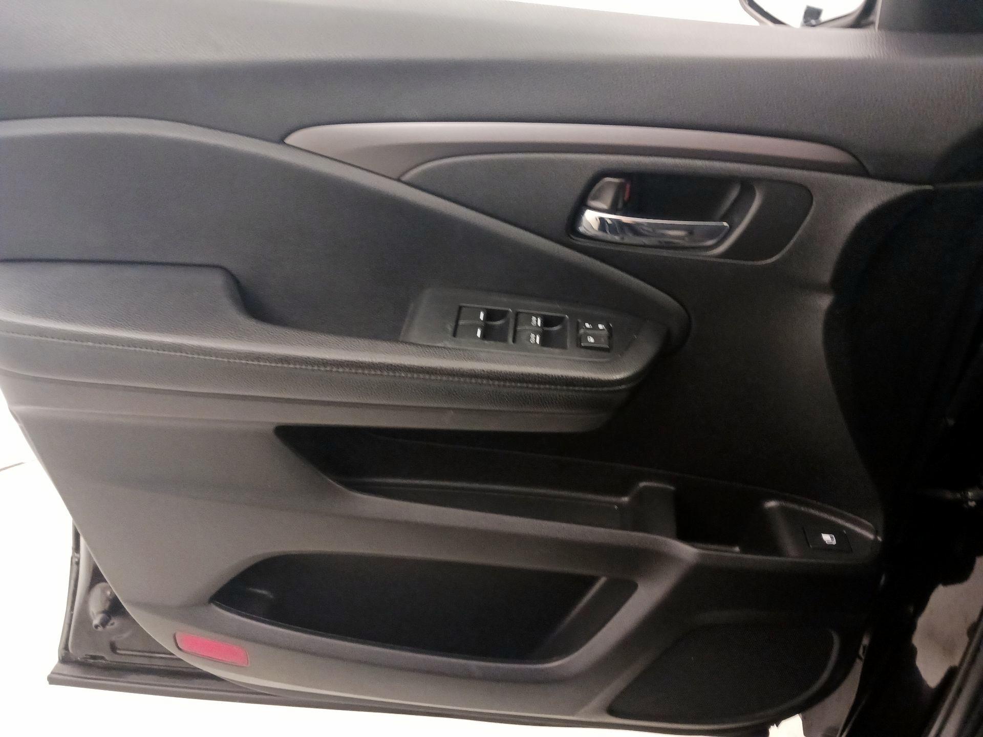 Thumbnail: 2021 Honda Passport - 12