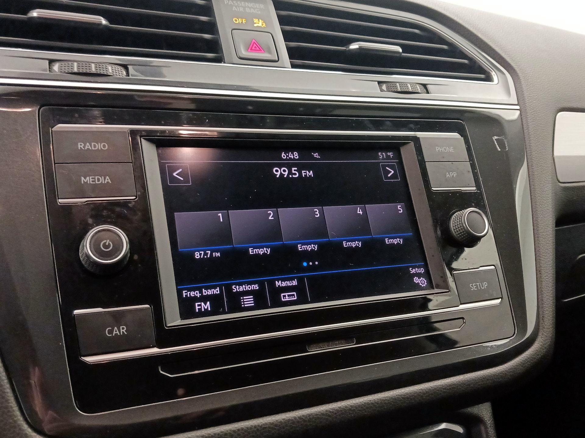 Thumbnail: 2019 Volkswagen Tiguan - 15