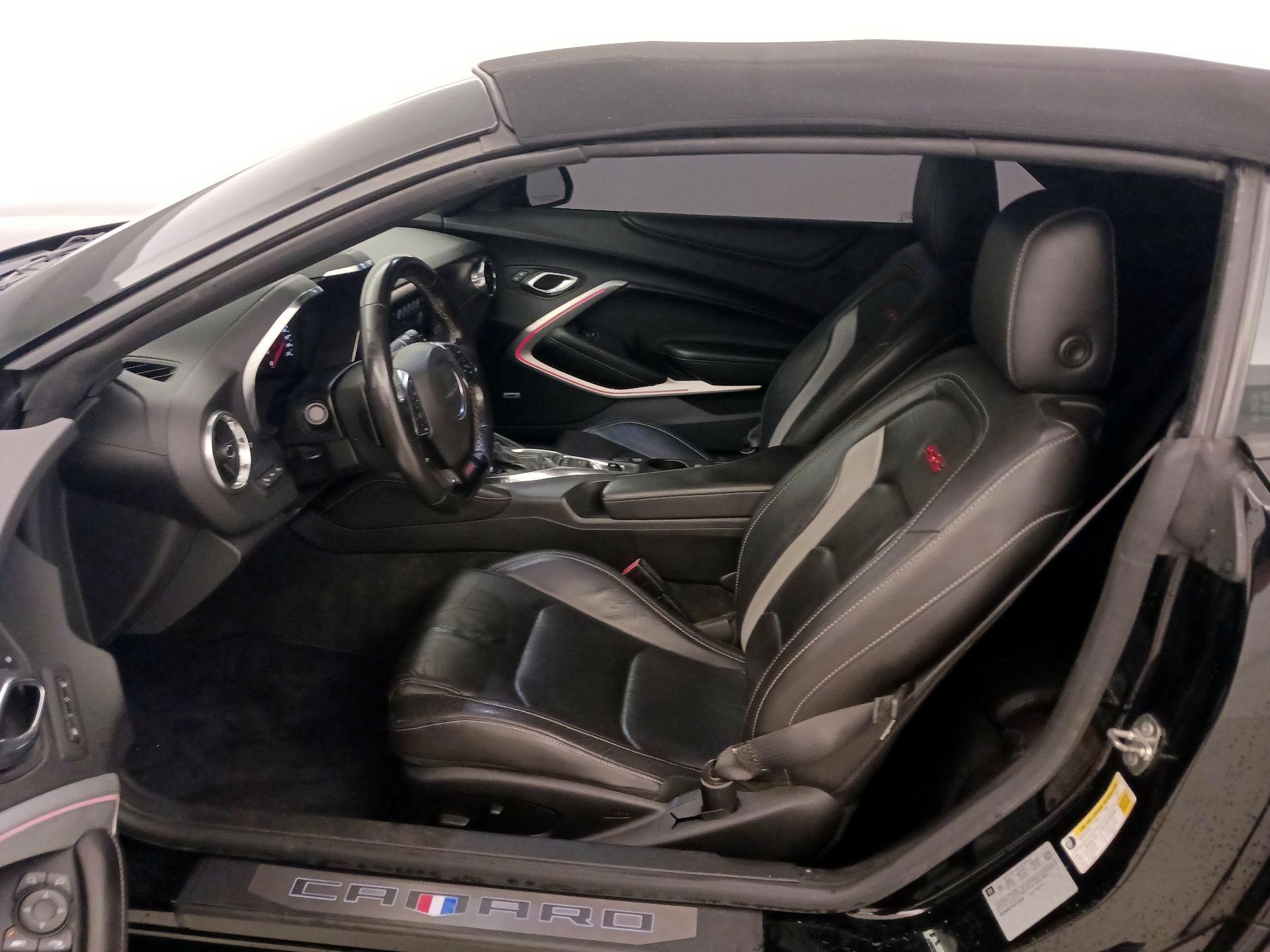 Thumbnail: 2018 Chevrolet Camaro - 11