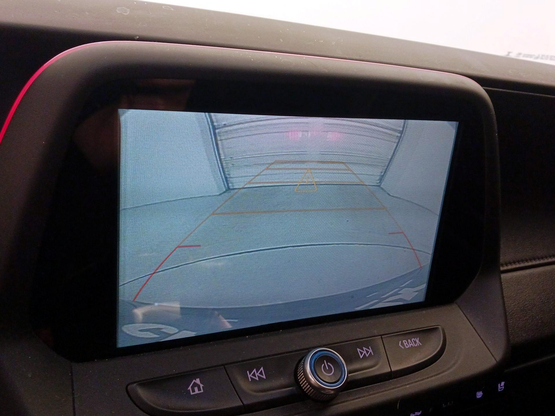 Thumbnail: 2018 Chevrolet Camaro - 14