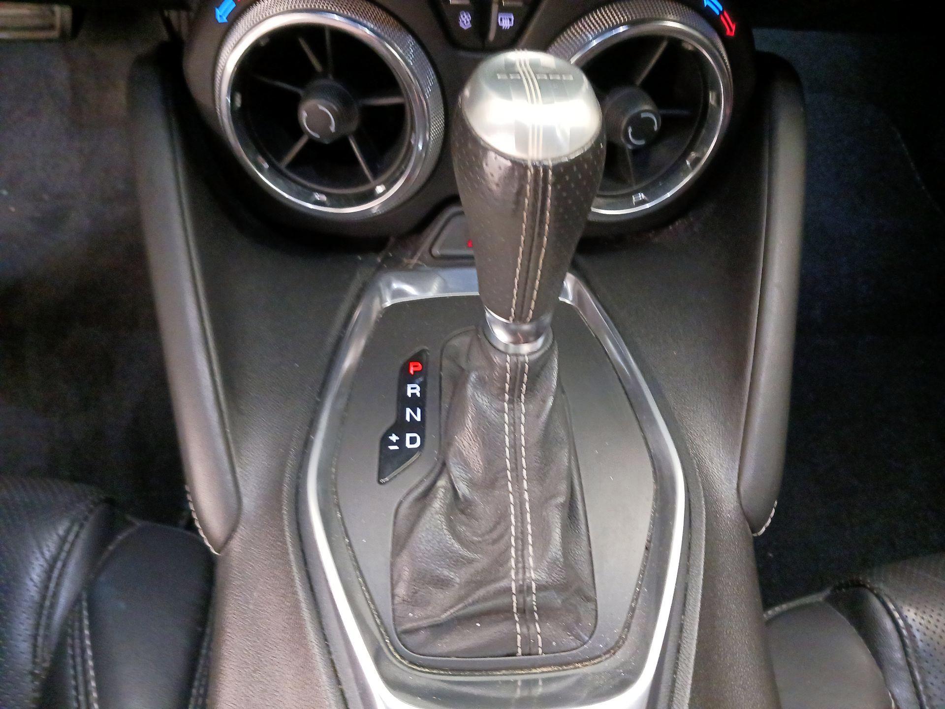 Thumbnail: 2018 Chevrolet Camaro - 17