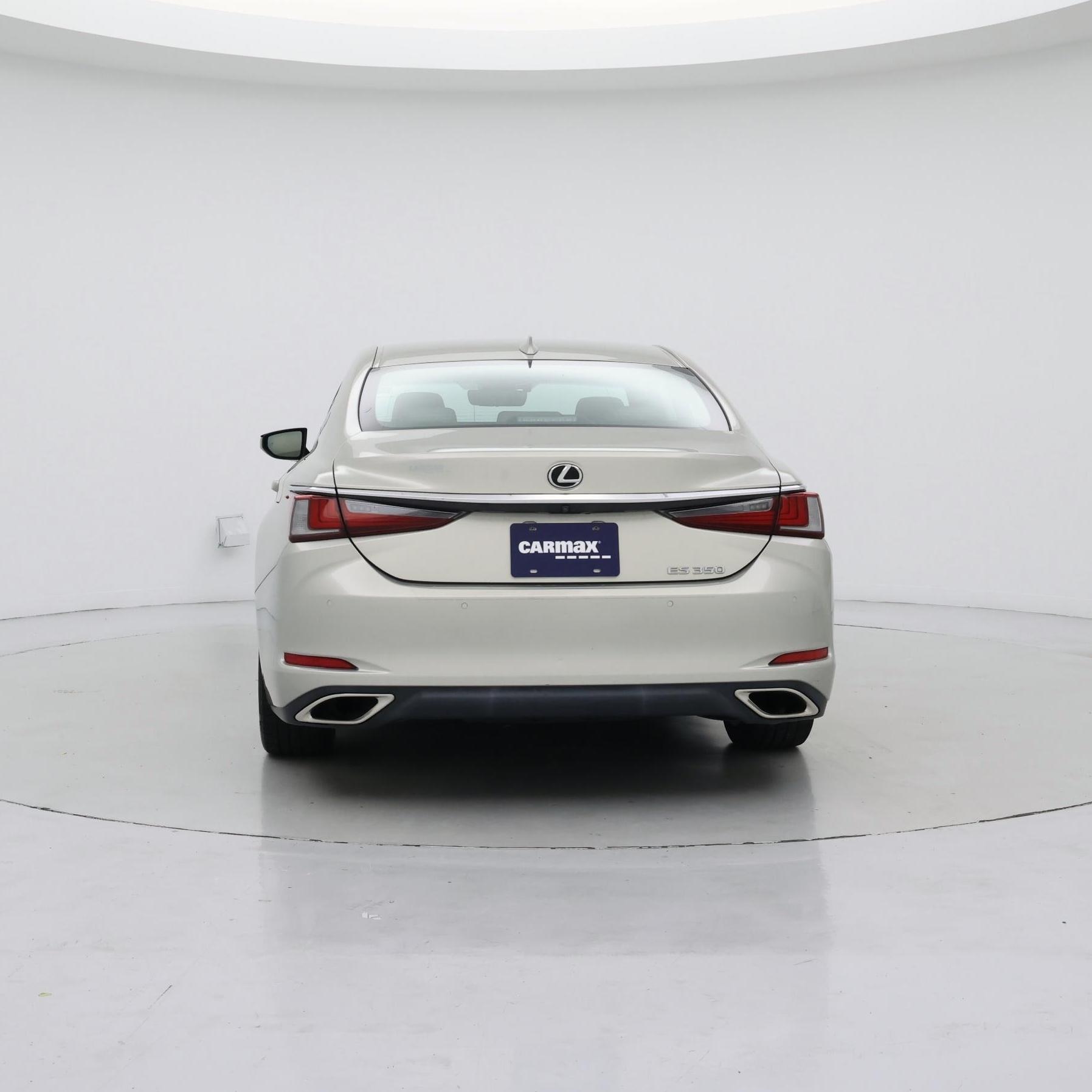 Thumbnail: 2019 Lexus ES - 6