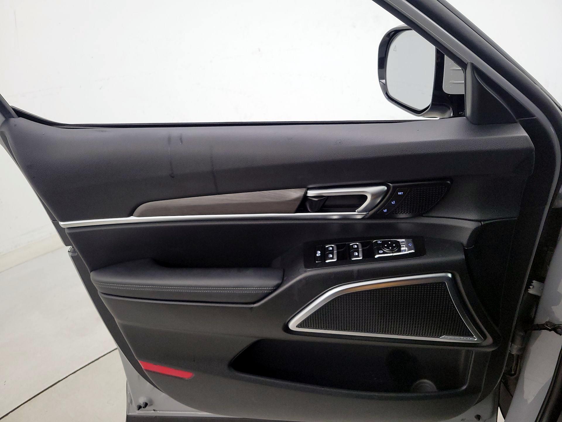 Thumbnail: 2023 Kia Telluride - 12