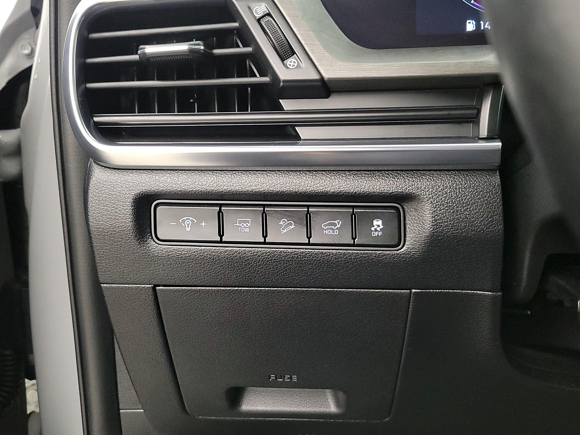 Thumbnail: 2023 Kia Telluride - 13