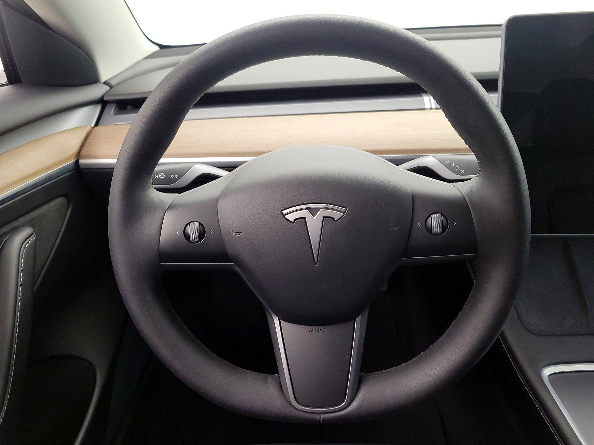 Thumbnail: 2022 Tesla Model 3 - 10