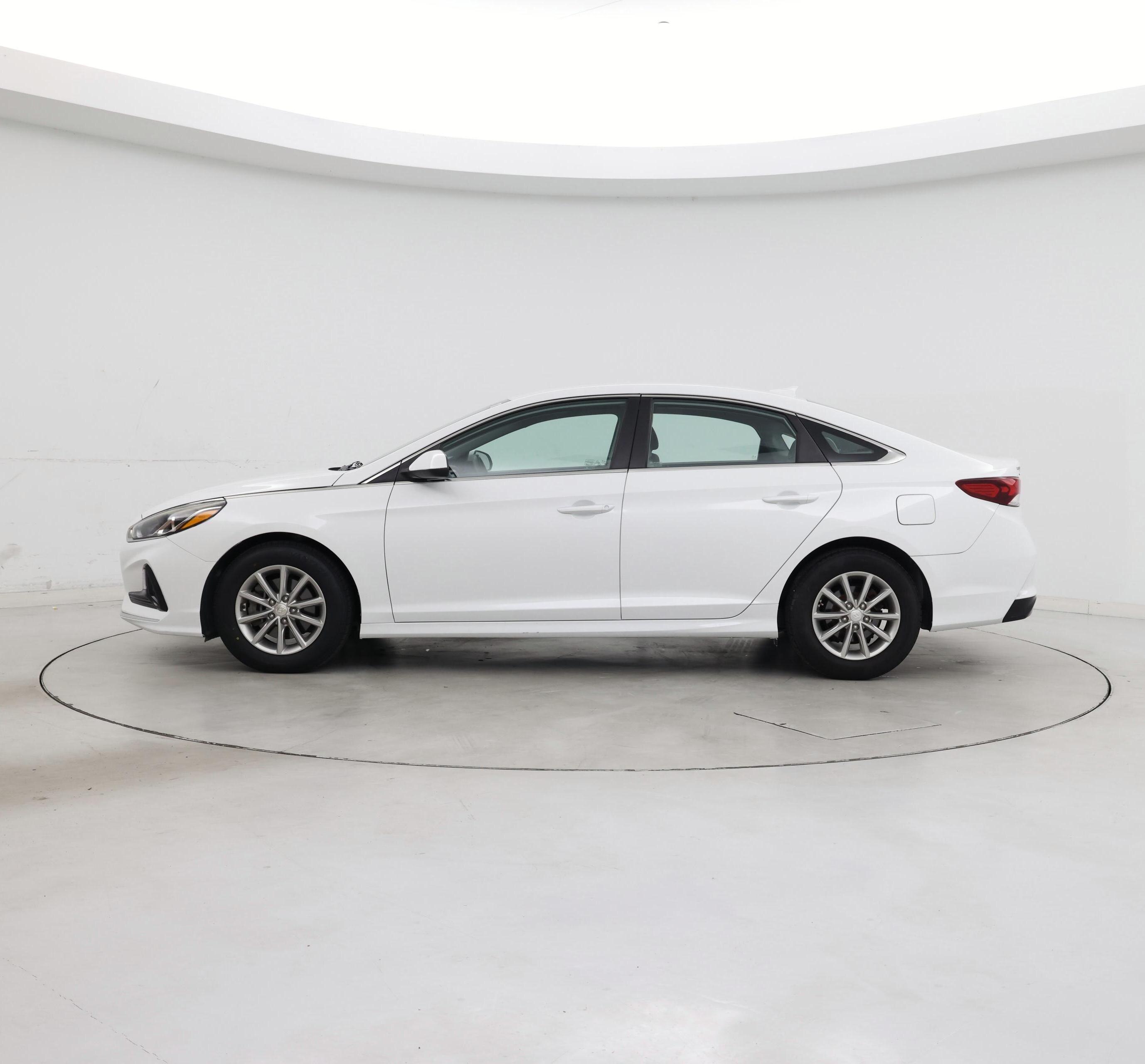 Thumbnail: 2018 Hyundai Sonata - 3