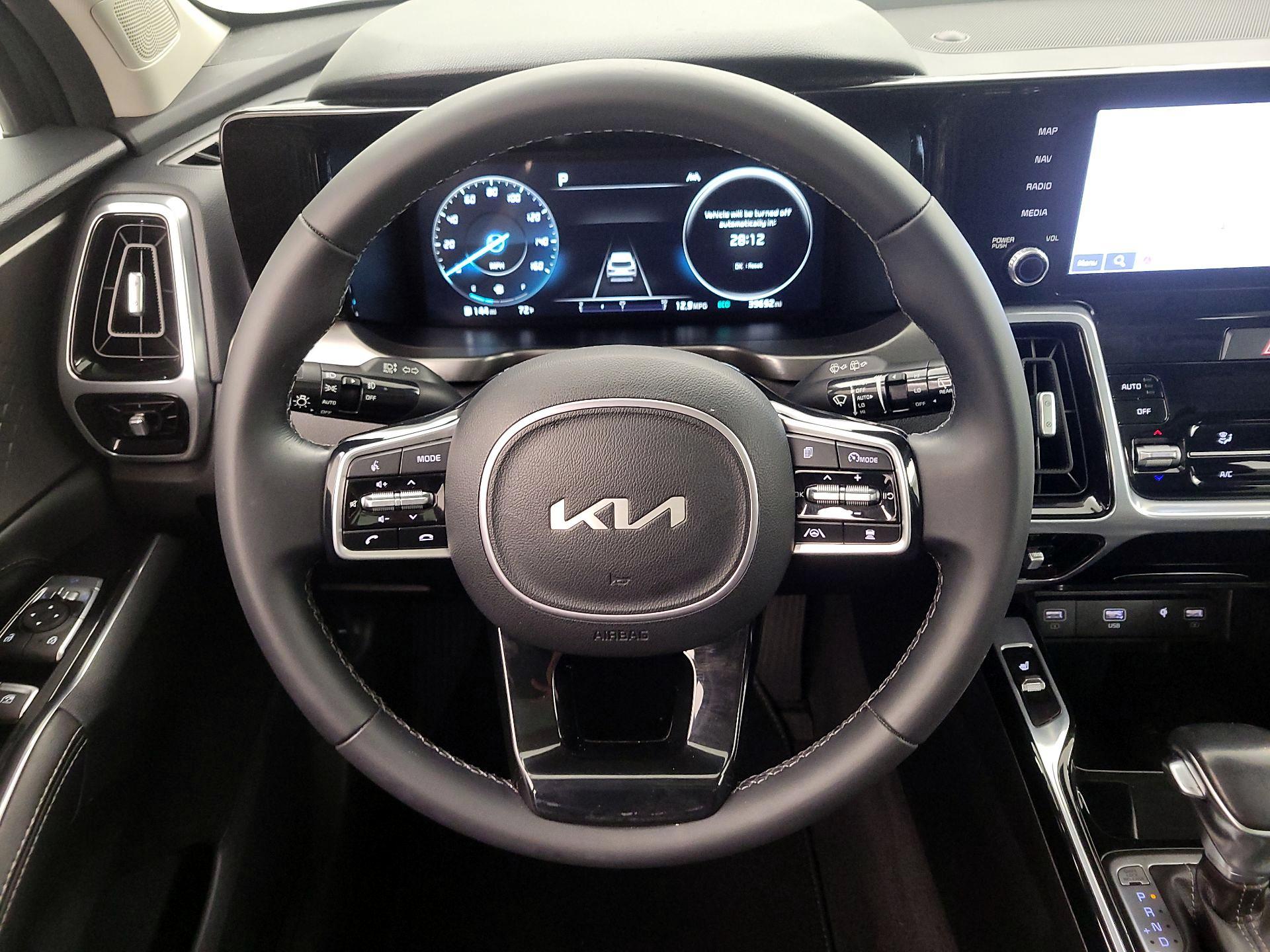 Thumbnail: 2023 Kia Sorento - 10