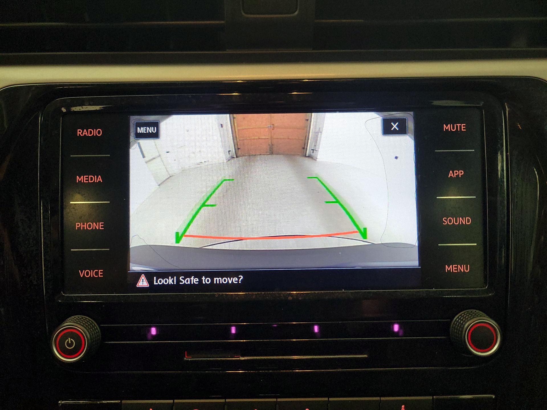 Thumbnail: 2020 Volkswagen Passat - 14