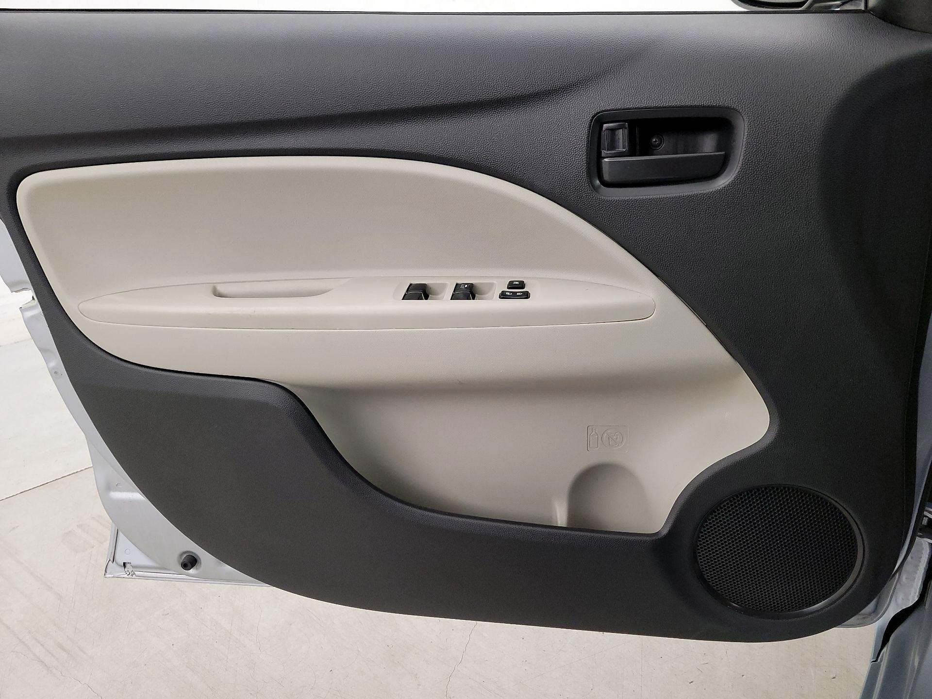 Thumbnail: 2018 Mitsubishi Mirage G4 - 12