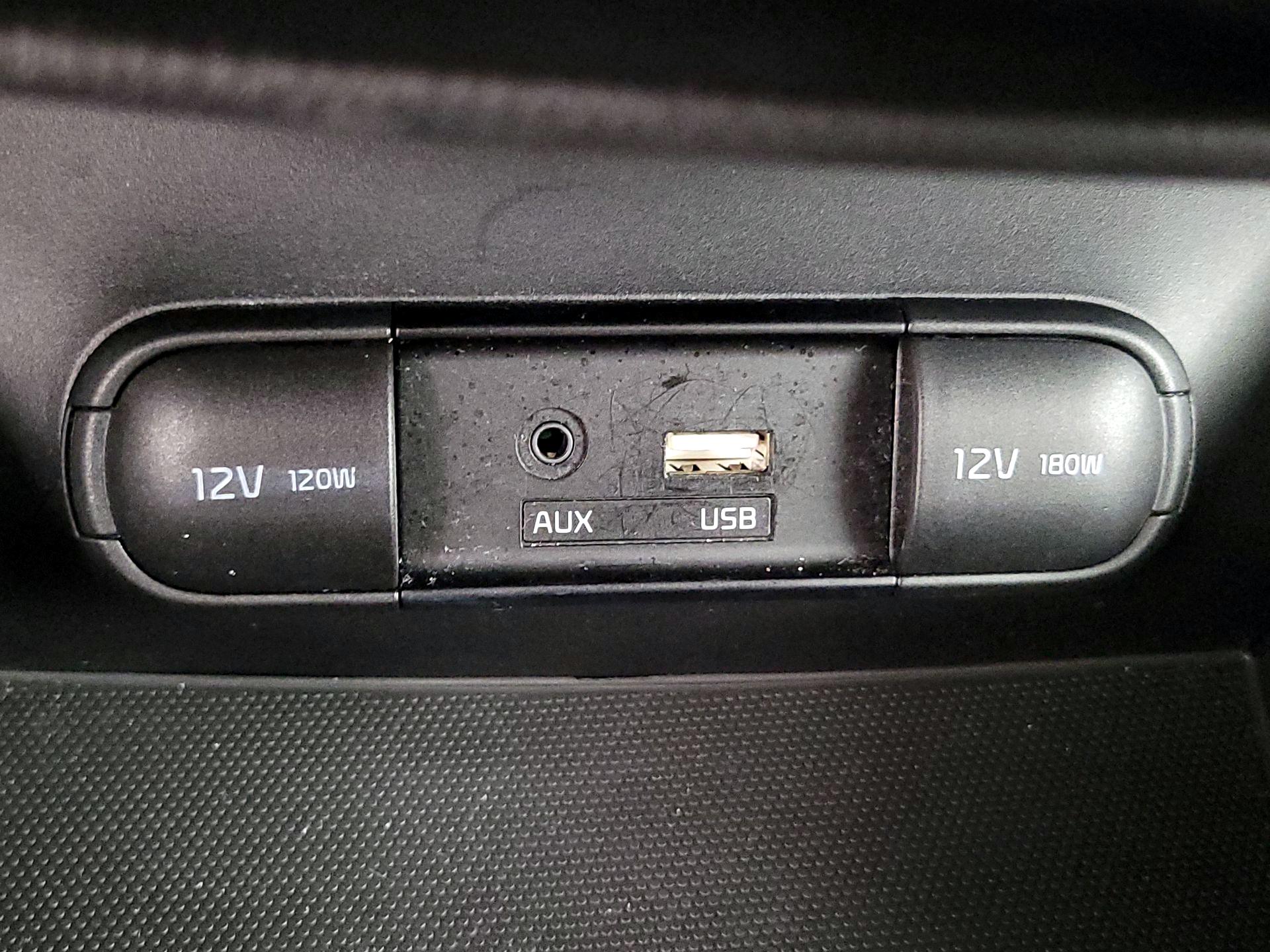 Thumbnail: 2017 Kia Soul - 18