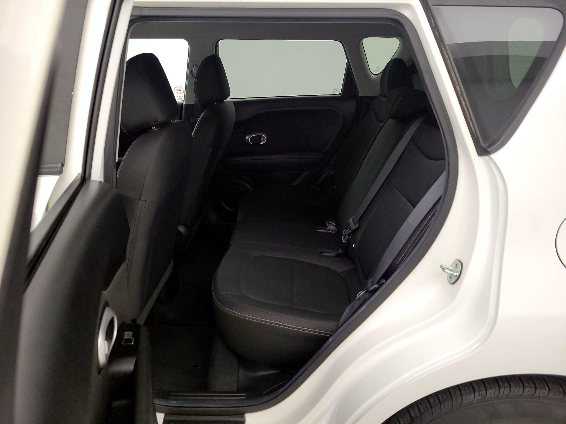 Thumbnail: 2017 Kia Soul - 19