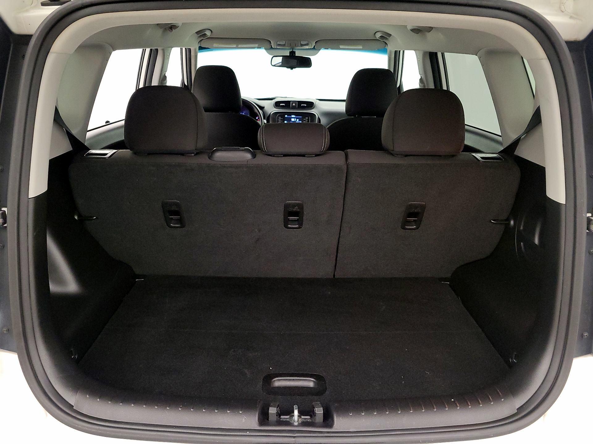 Thumbnail: 2017 Kia Soul - 20