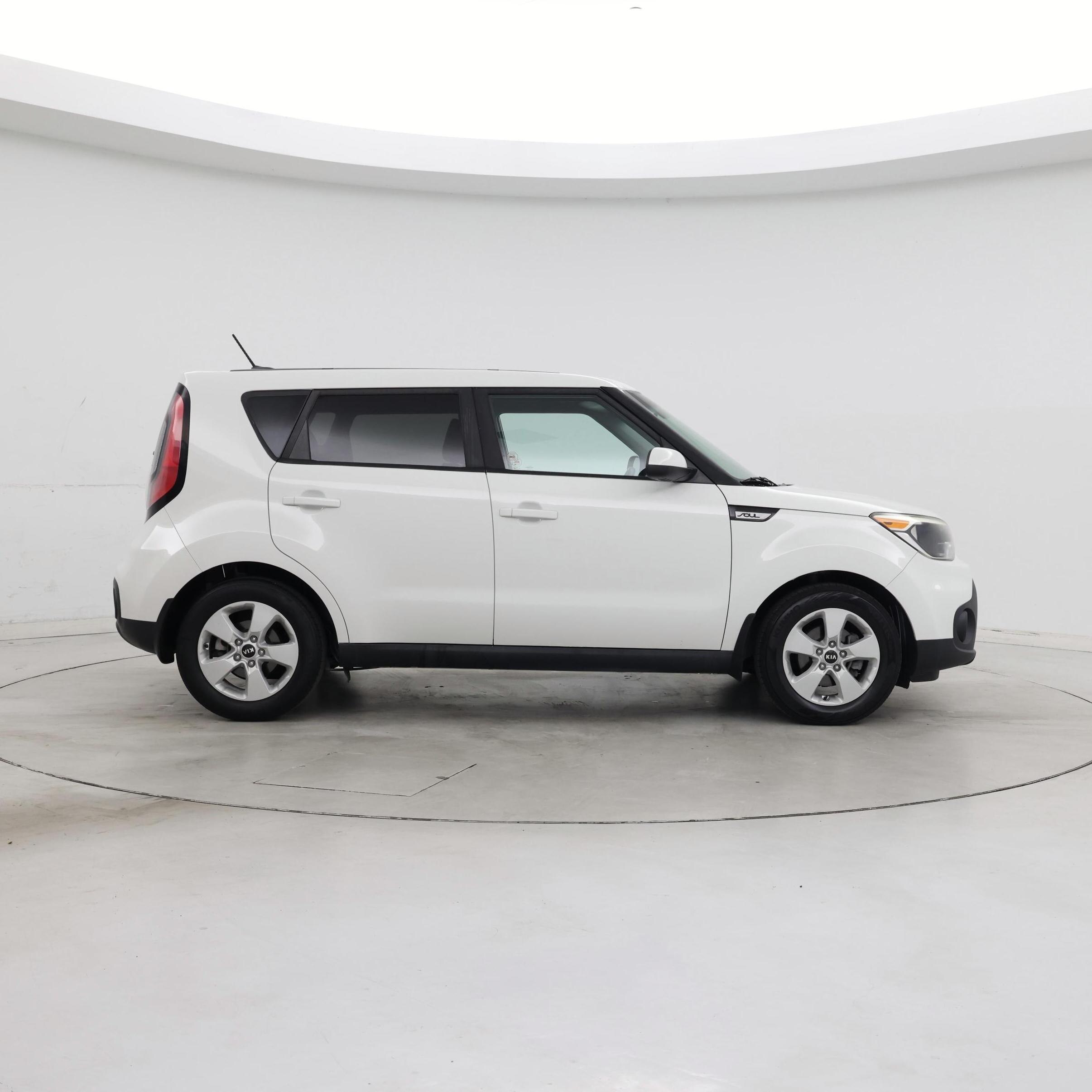 Thumbnail: 2017 Kia Soul - 7