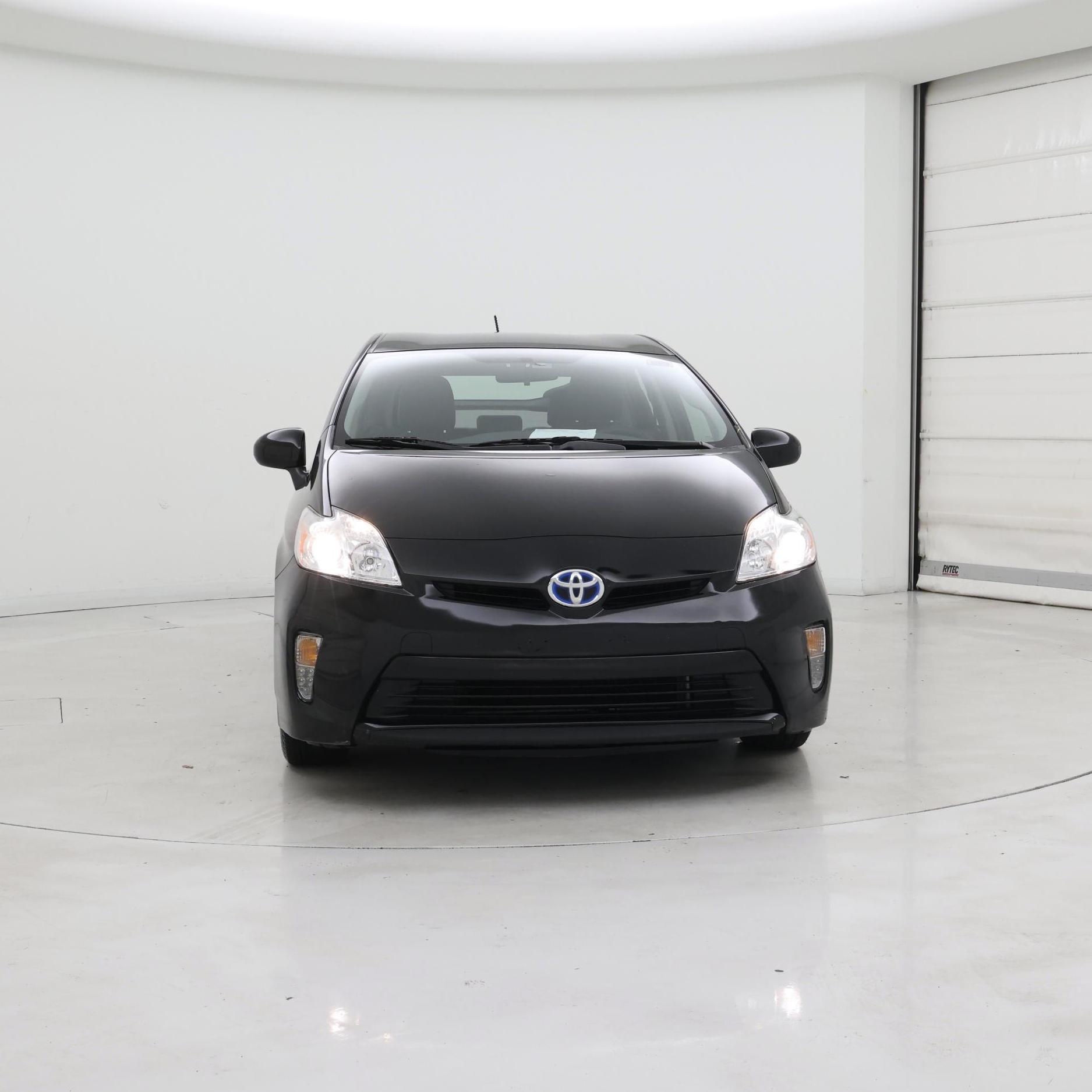 Thumbnail: 2015 Toyota Prius - 5