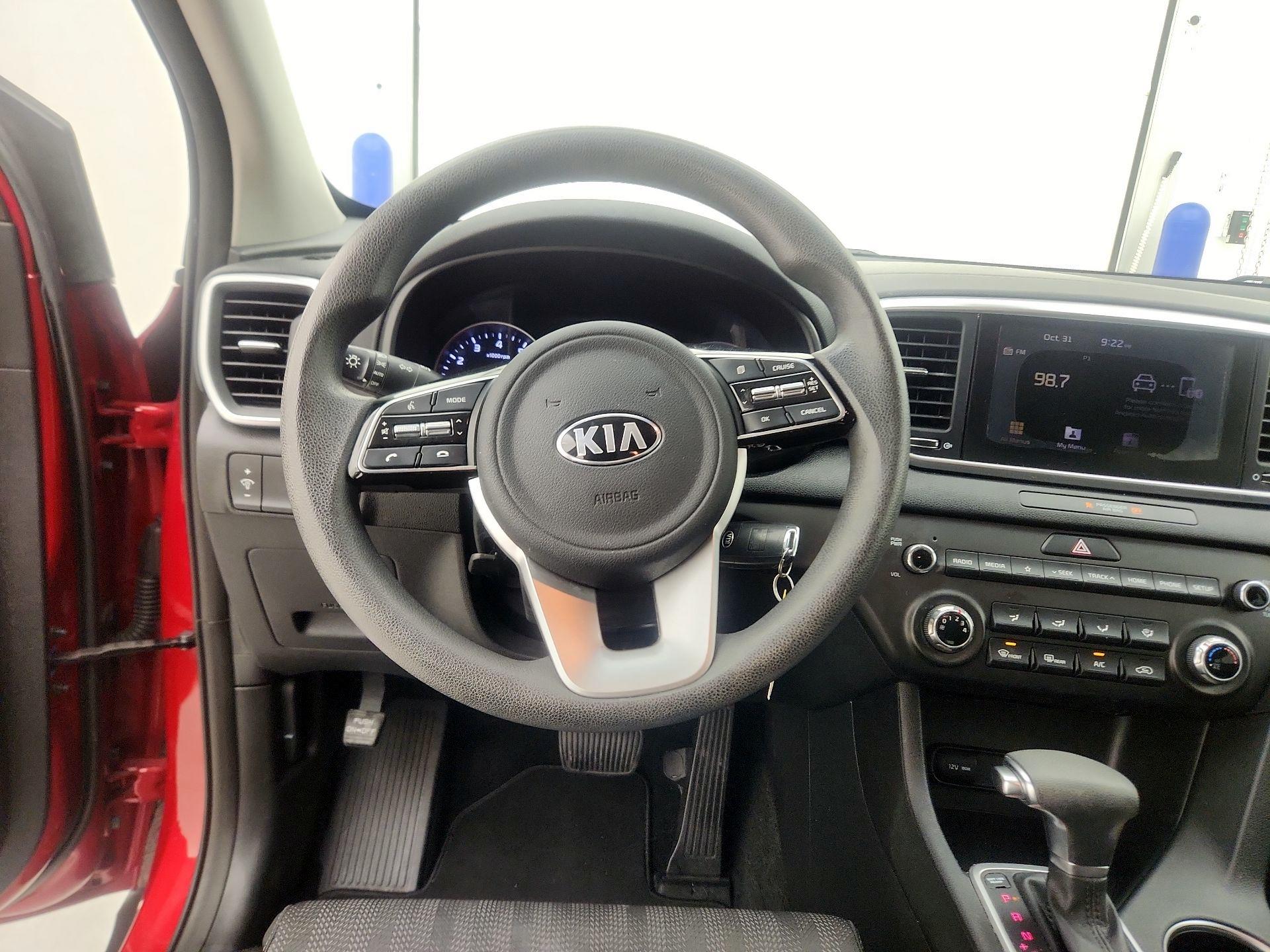 Thumbnail: 2020 Kia Sportage - 10