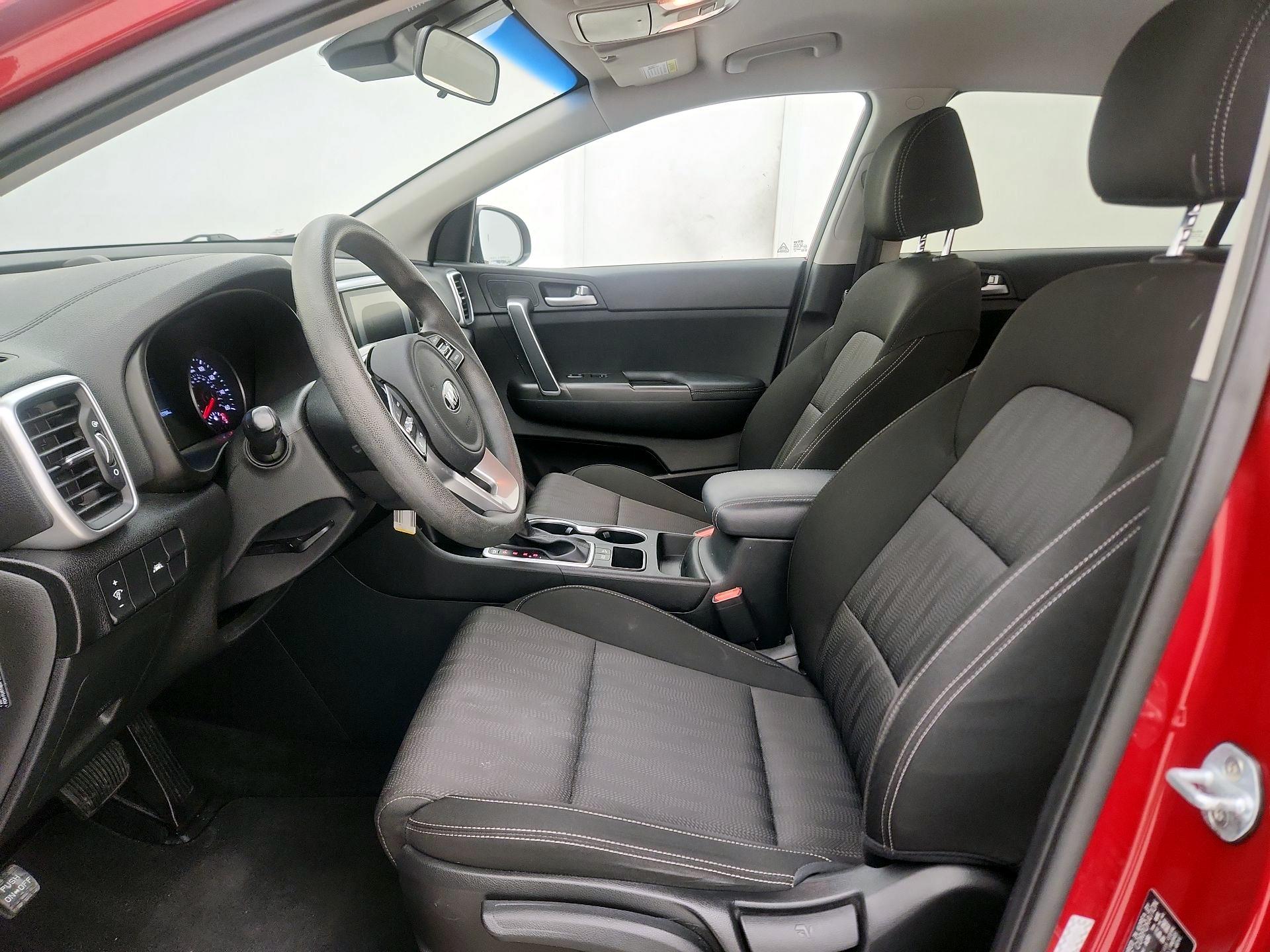 Thumbnail: 2020 Kia Sportage - 11