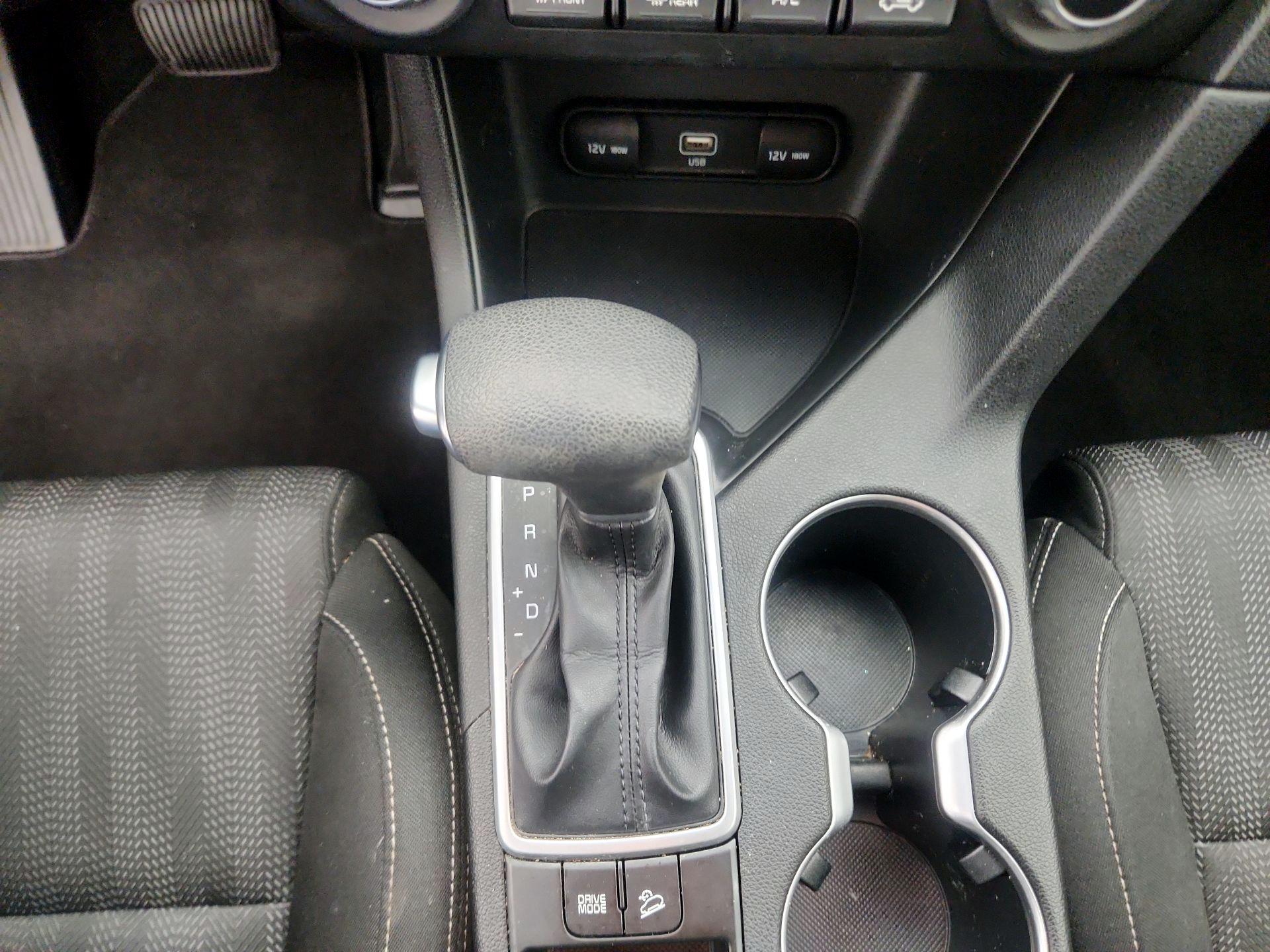 Thumbnail: 2020 Kia Sportage - 17