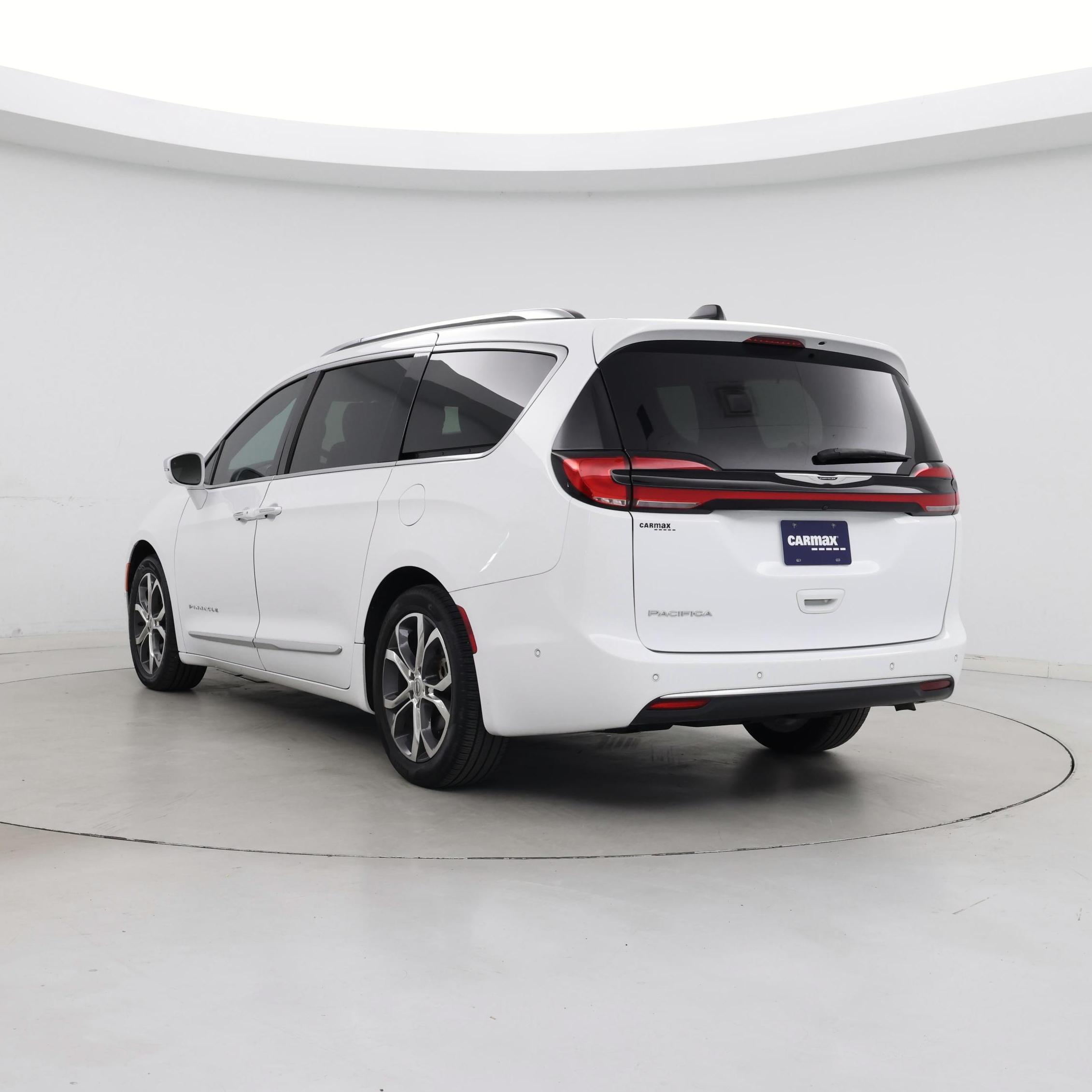 Thumbnail: 2024 Chrysler Pacifica - 2