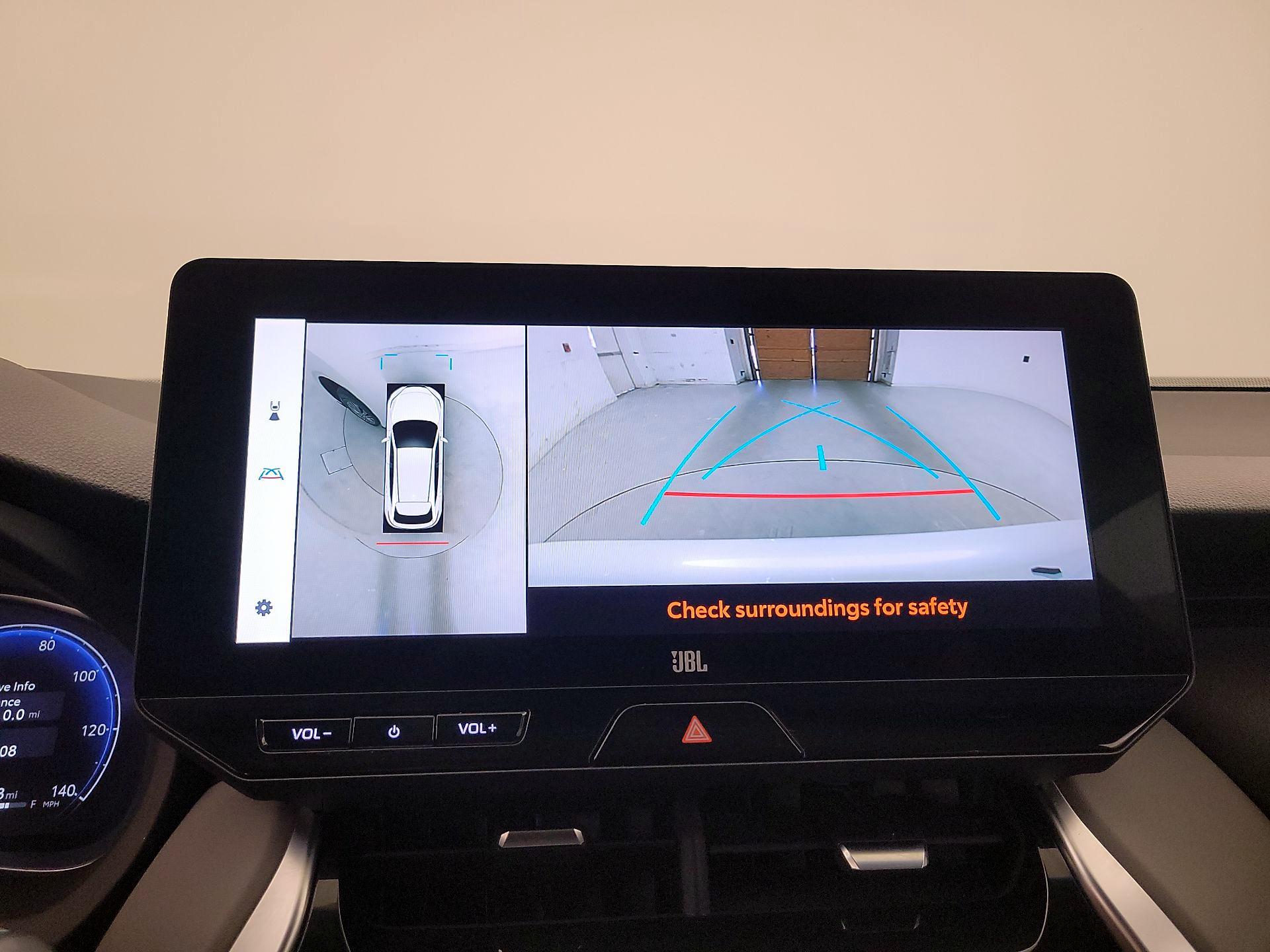 Thumbnail: 2023 Toyota Venza - 14